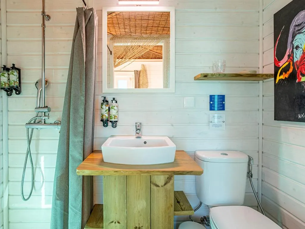 Toilet in Kochab Comporta