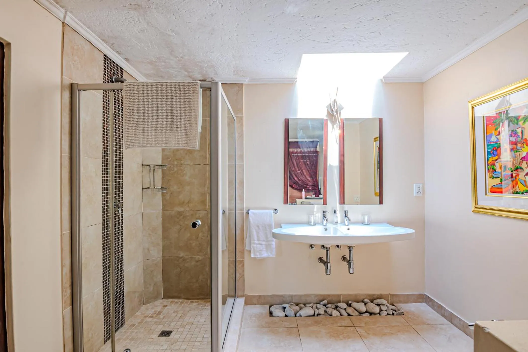 Shower in Lourie Lodge