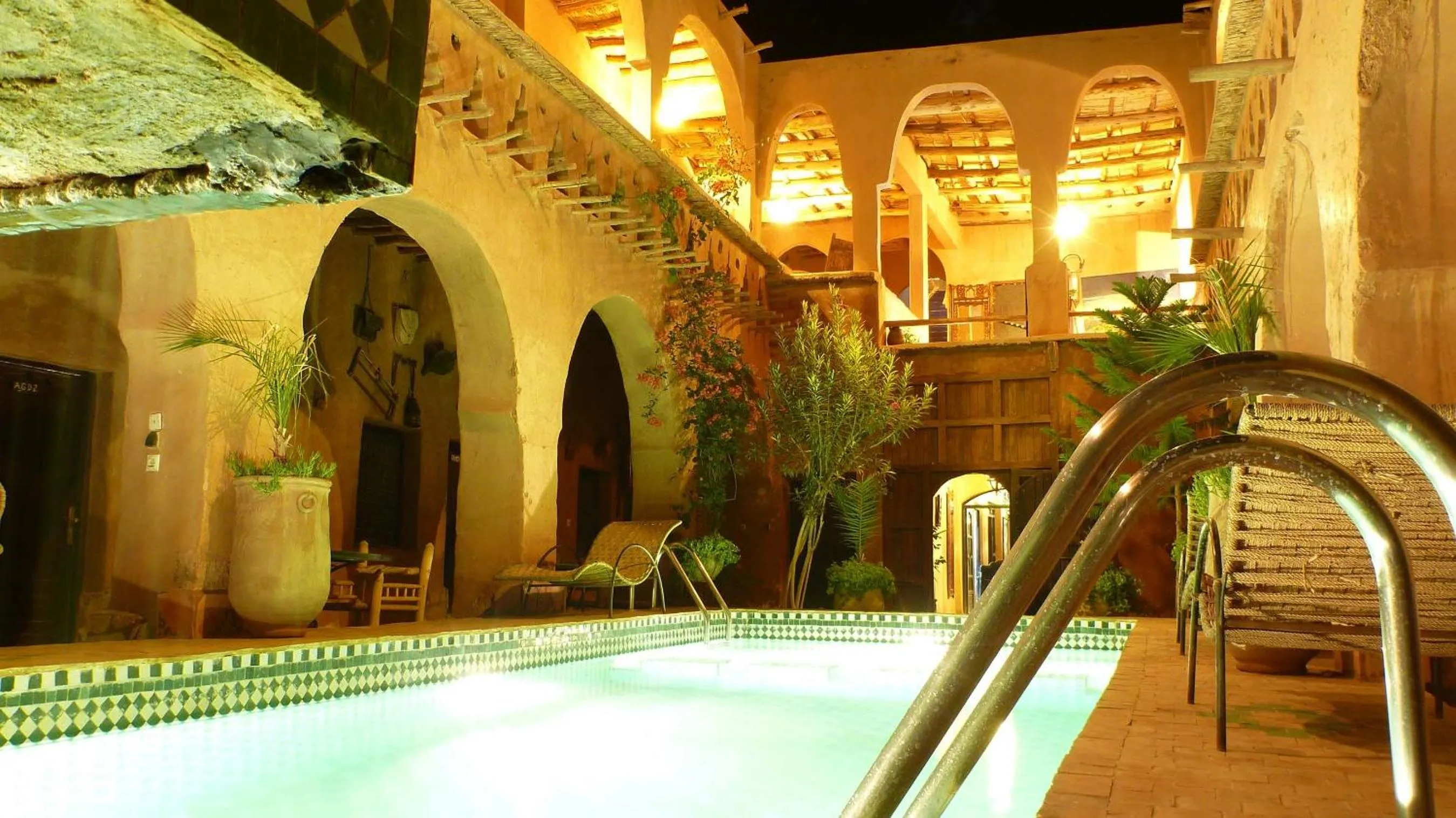 Swimming pool in Riad Maktoub