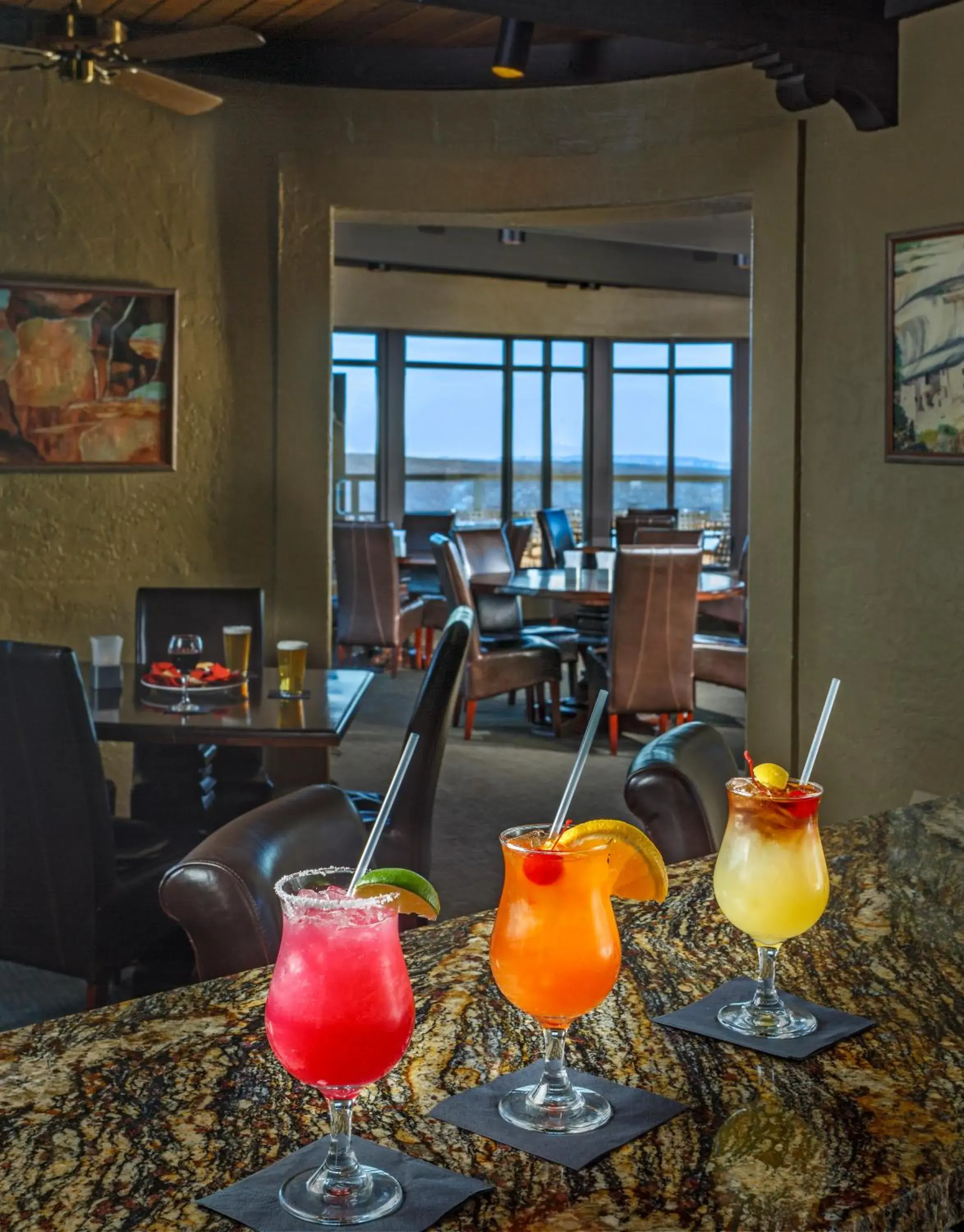 Lounge or bar in Far View Lodge Lounge or bar in Far View Lodge