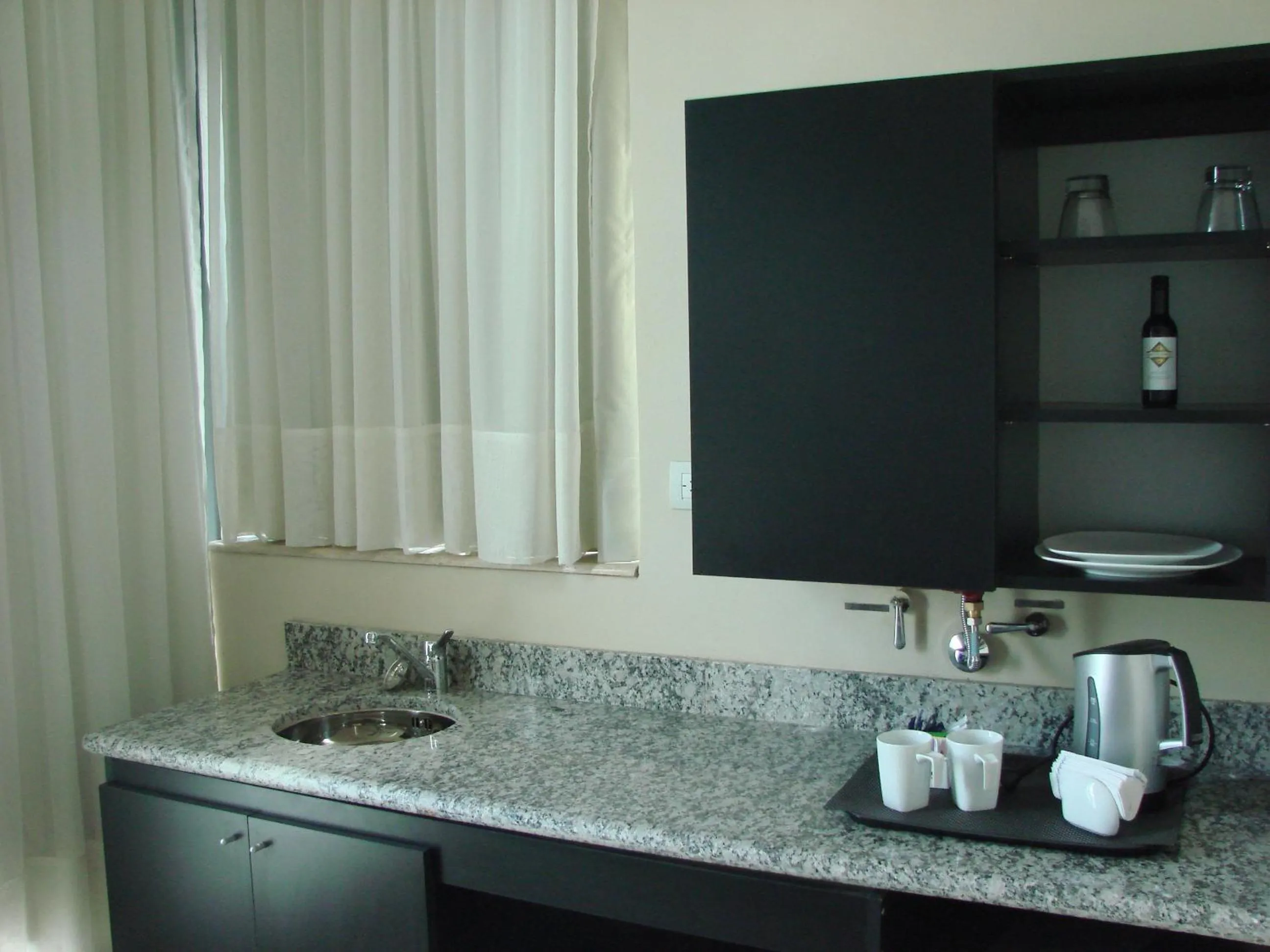Zoom Apartments Hotel