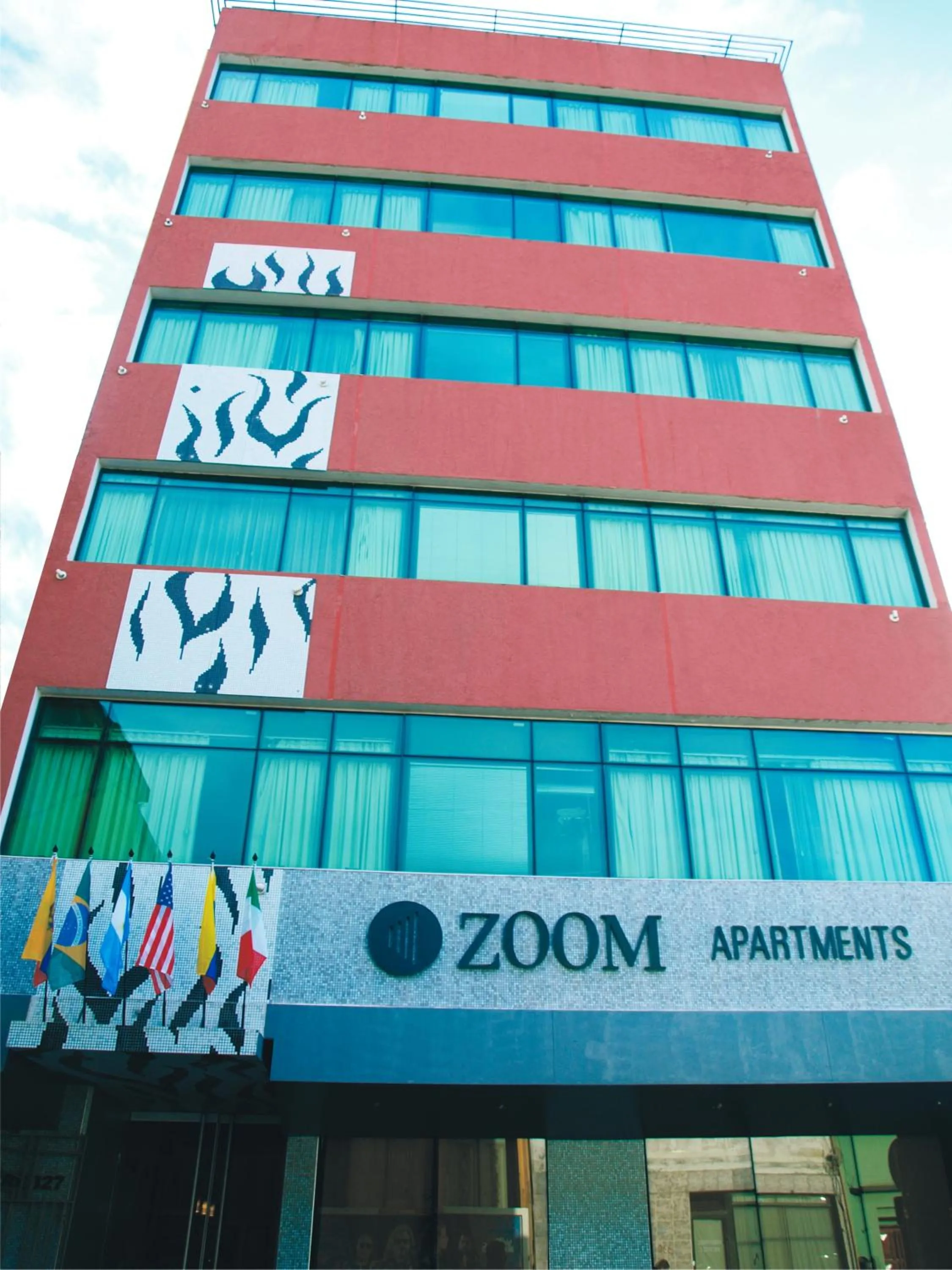 Zoom Apartments Hotel