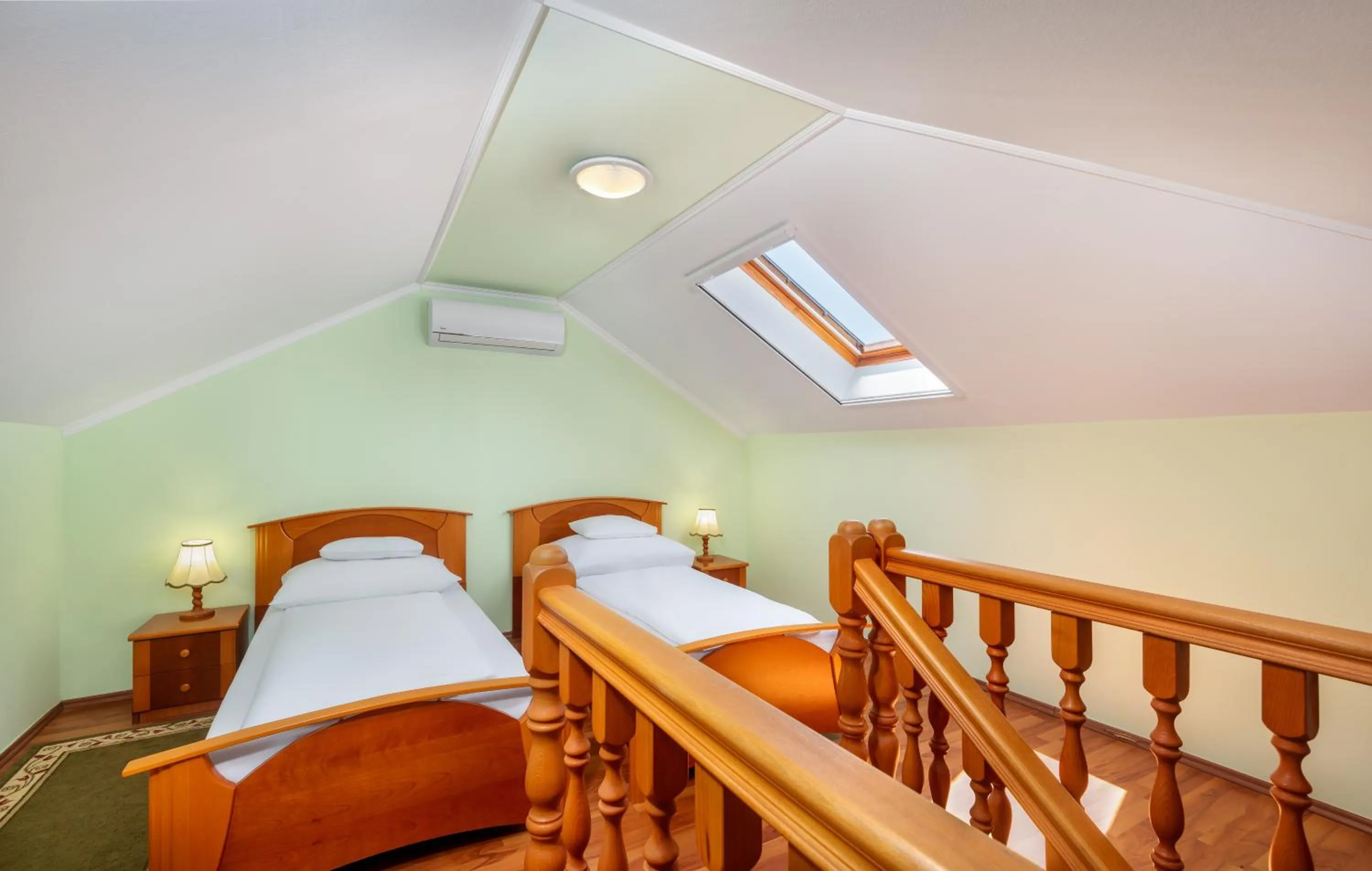 Bed in Gosztola Gyöngye-az erdő szállodája