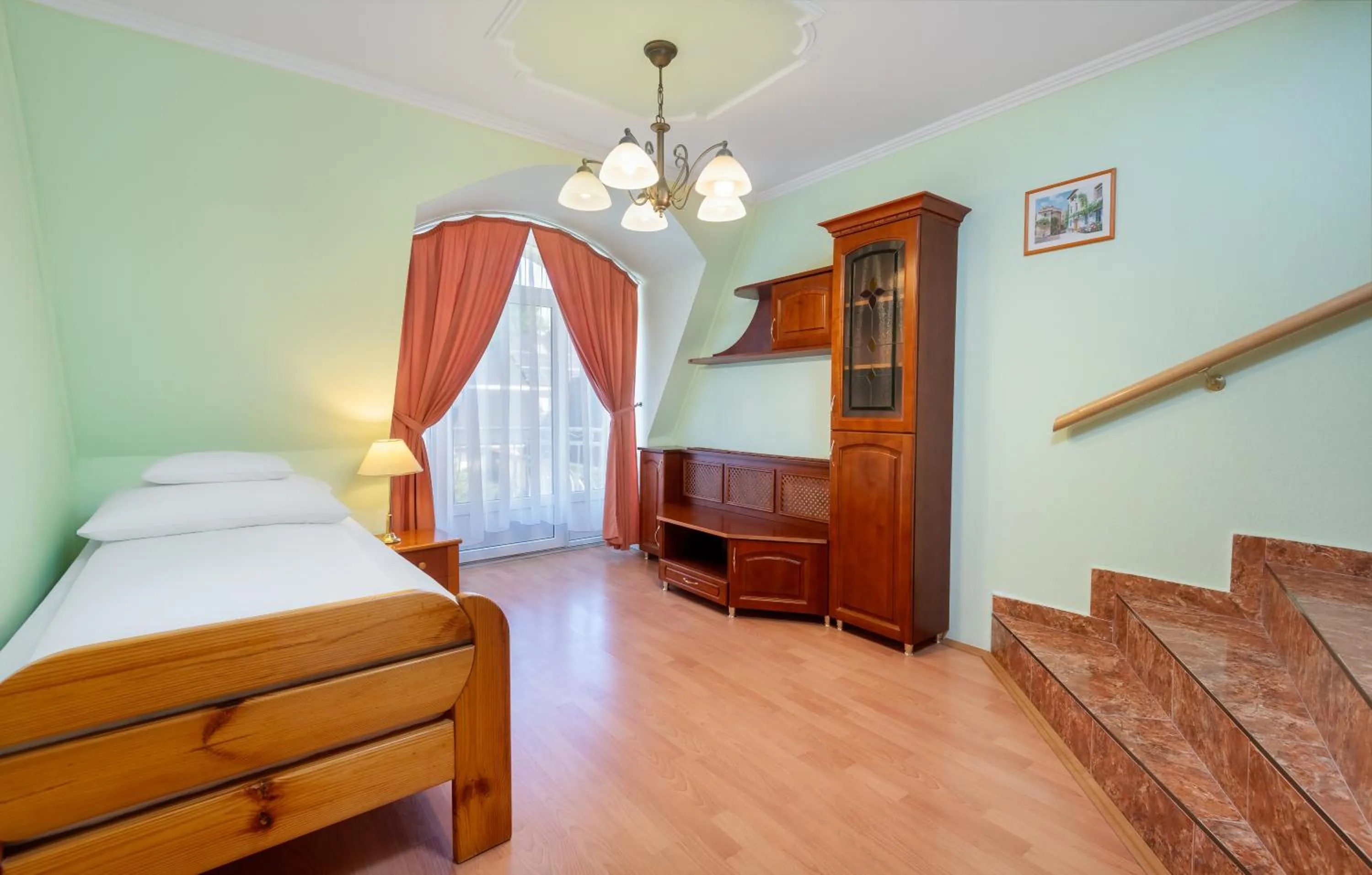 Bed in Gosztola Gyöngye-az erdő szállodája