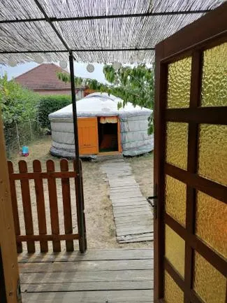 Patio in Yourte mongole