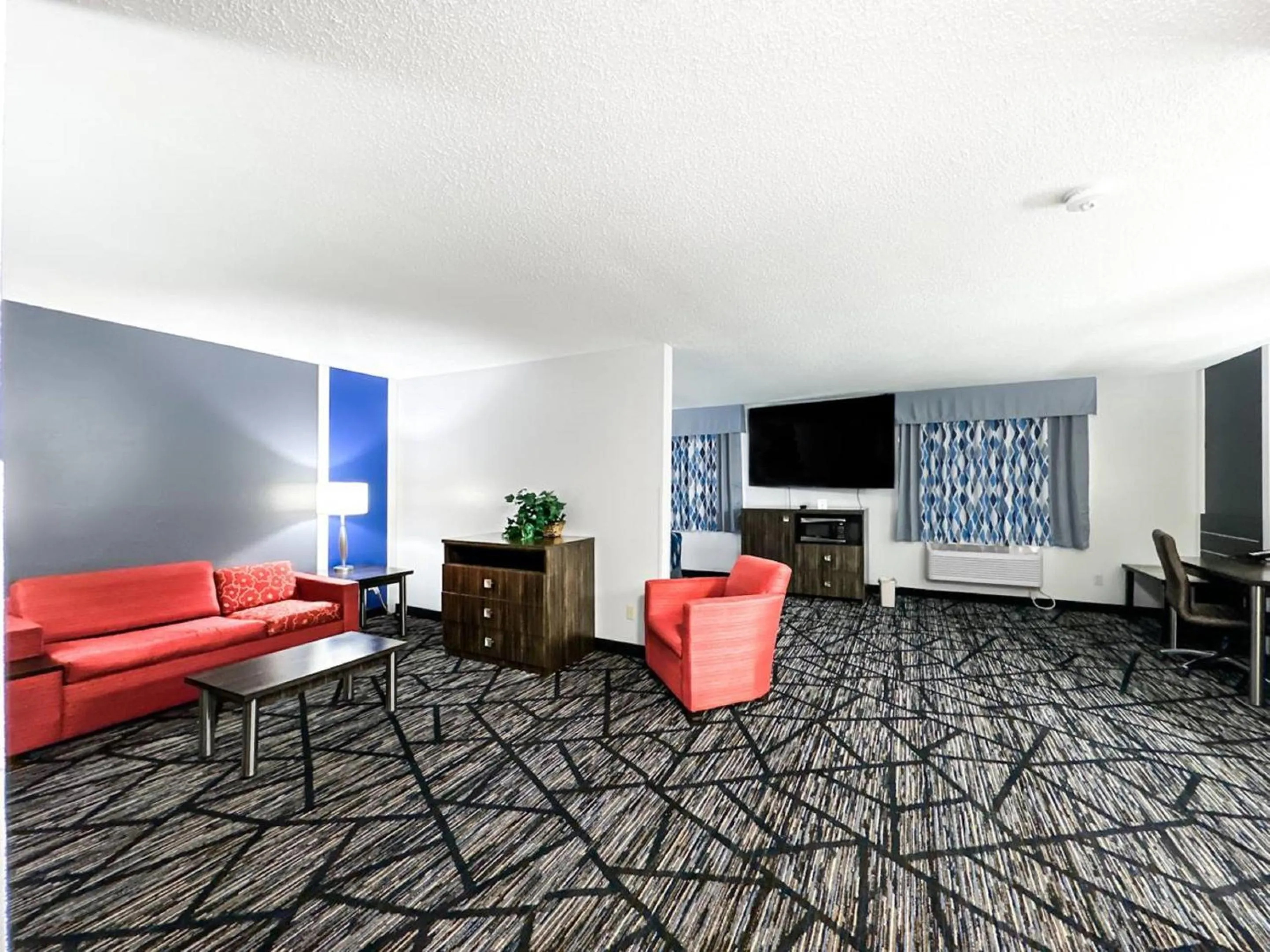 Photo of the whole room in Blaine Town Inn & Suites