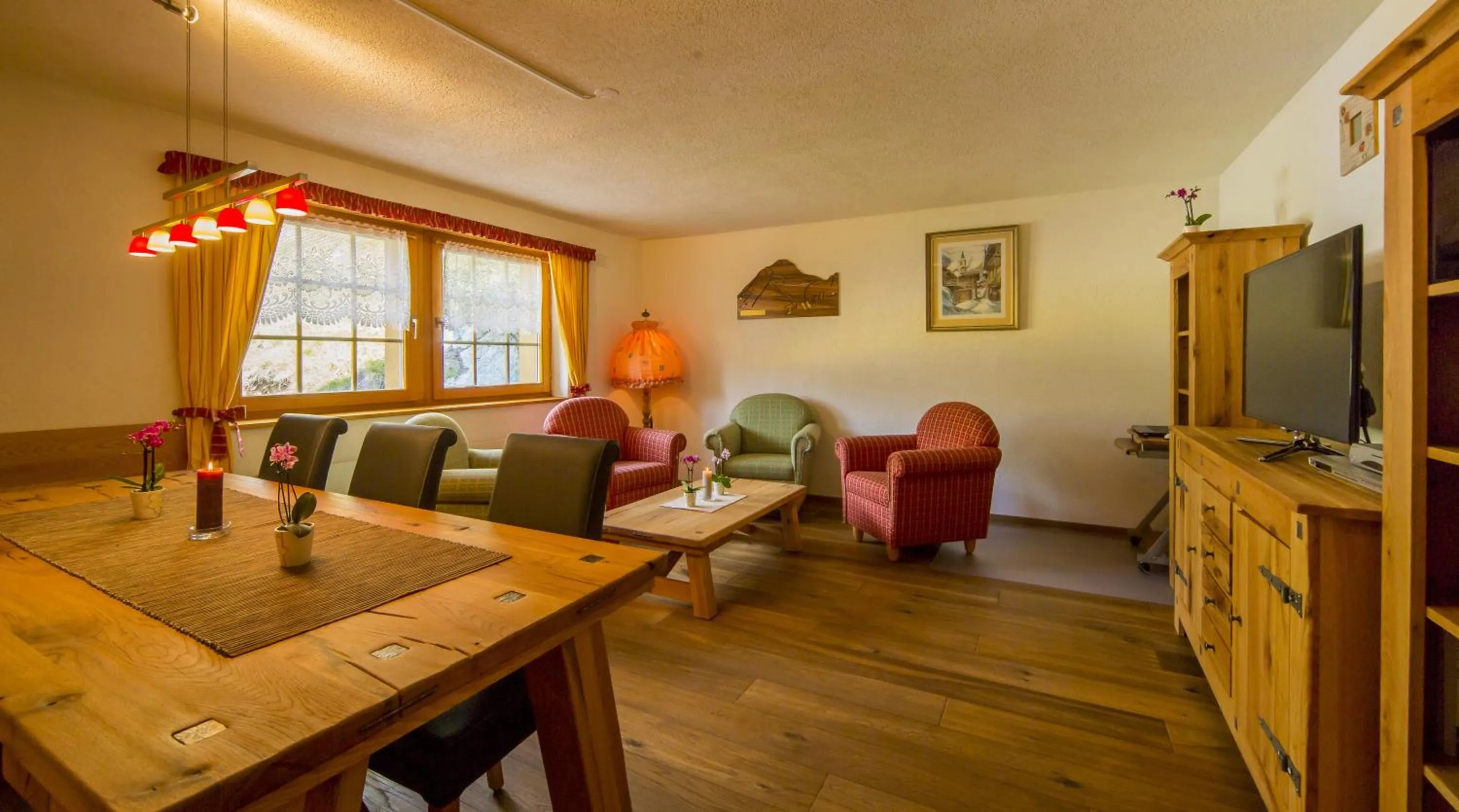 Living room in Alpenhotel zur Wildi Lauchernalp