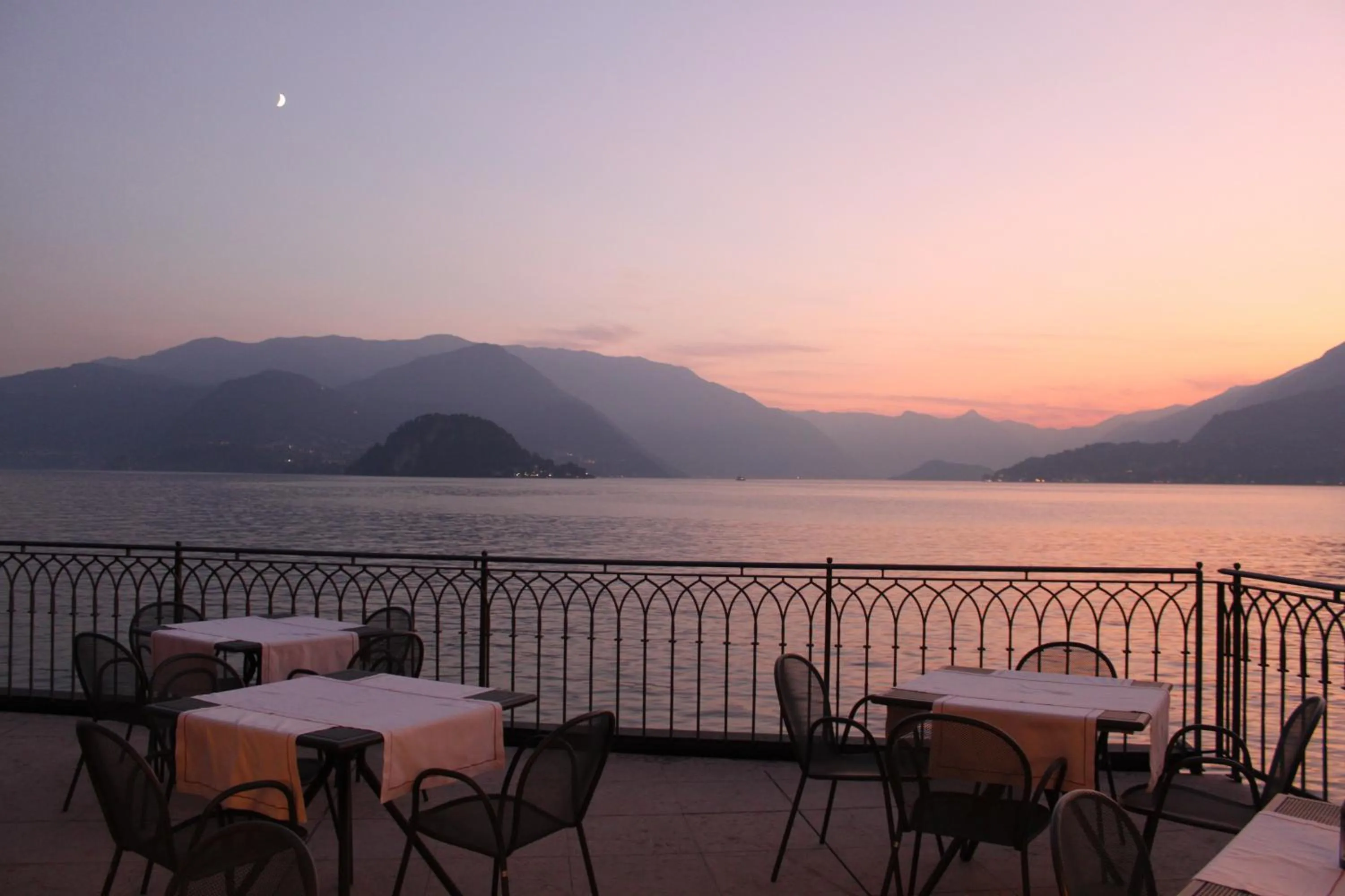 Restaurant/places to eat in Hotel du Lac Varenna