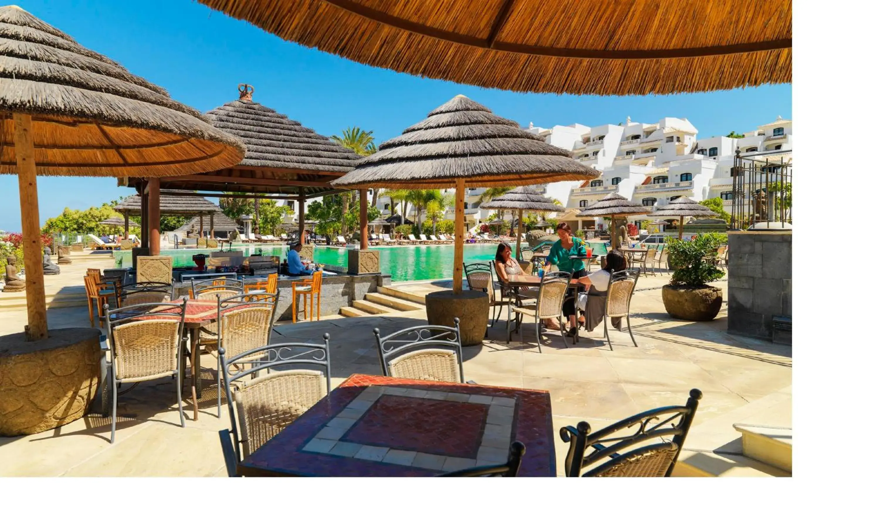 Lounge or bar in Regency Country Club, Apartments Suites Lounge or bar in Regency Country Club, Apartments Suites