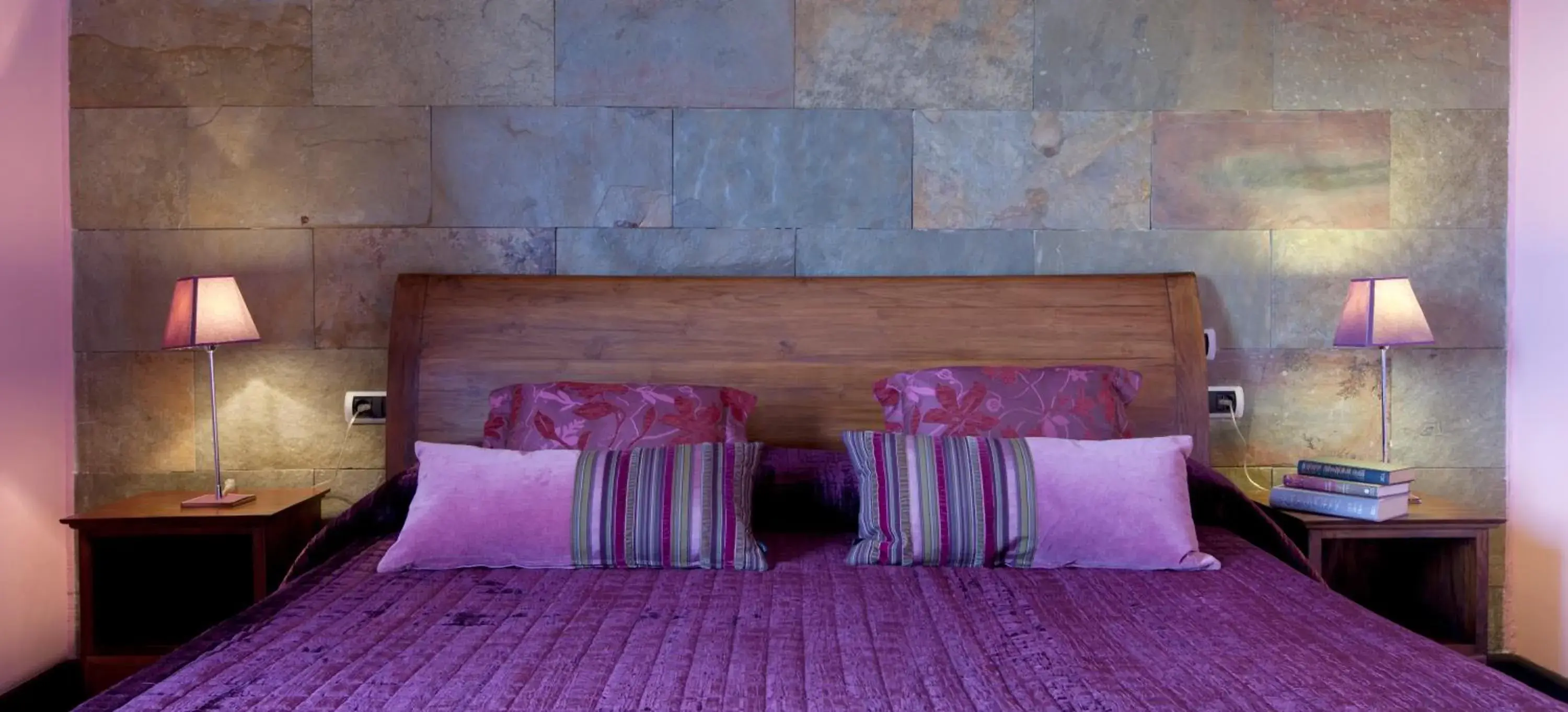 Bed in Regency Country Club, Apartments Suites Bed in Regency Country Club, Apartments Suites