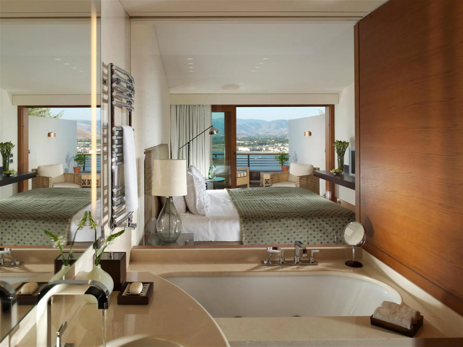 Bathroom, Bed in Nafplia Palace Hotel & Villas