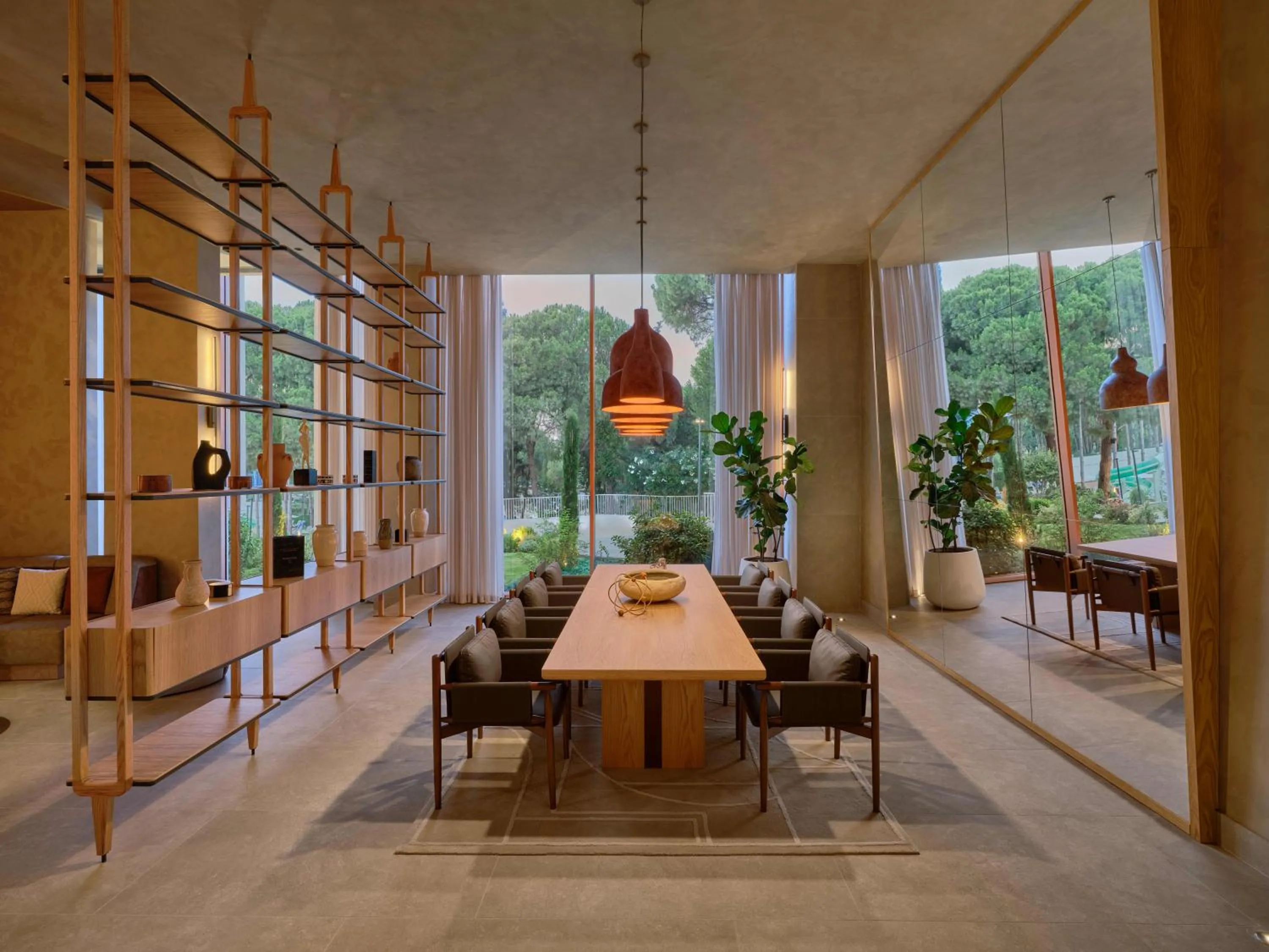 Dining area in Paloma Grida