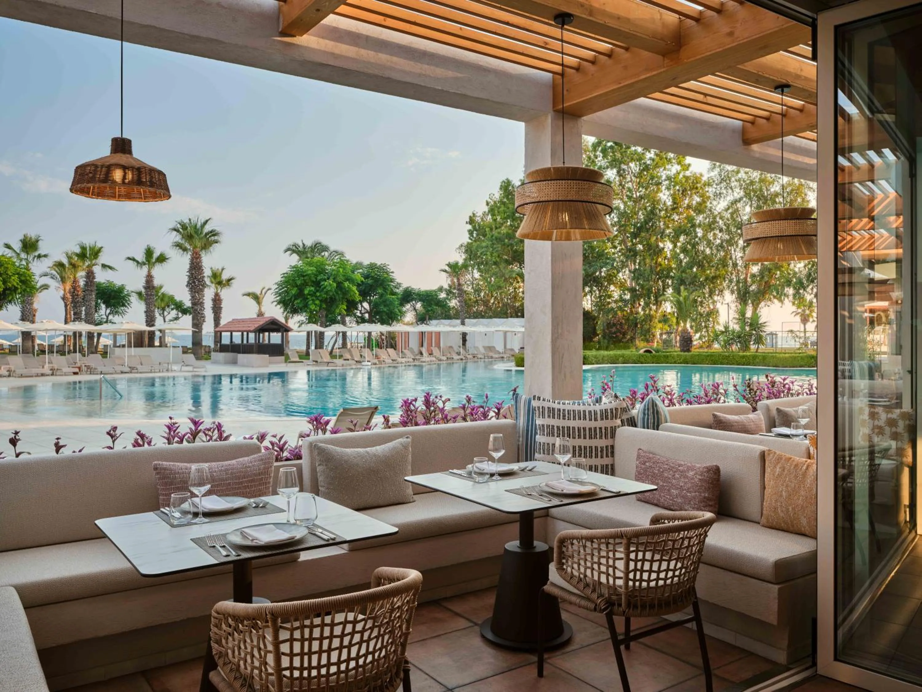 Pool view in Paloma Grida