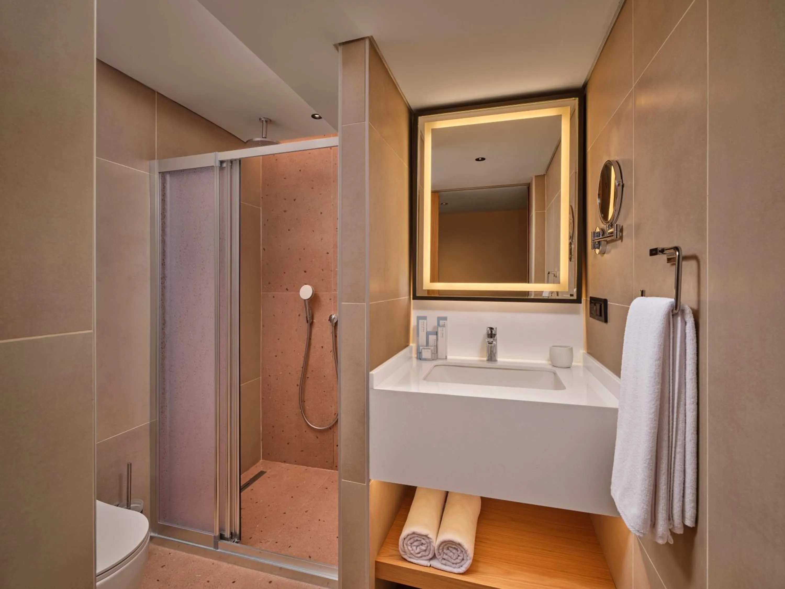 Bathroom in Paloma Grida