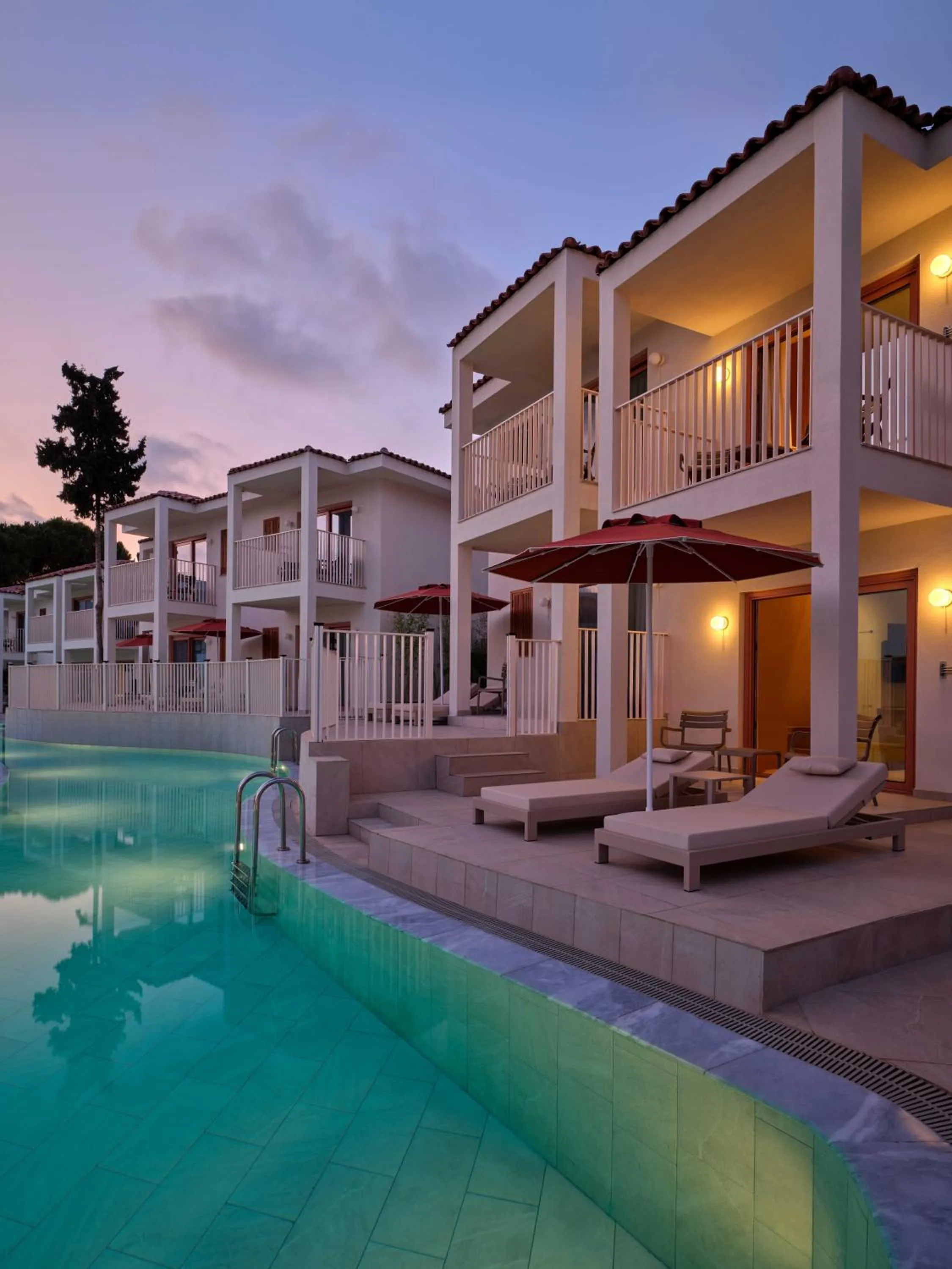 Swimming pool in Paloma Grida