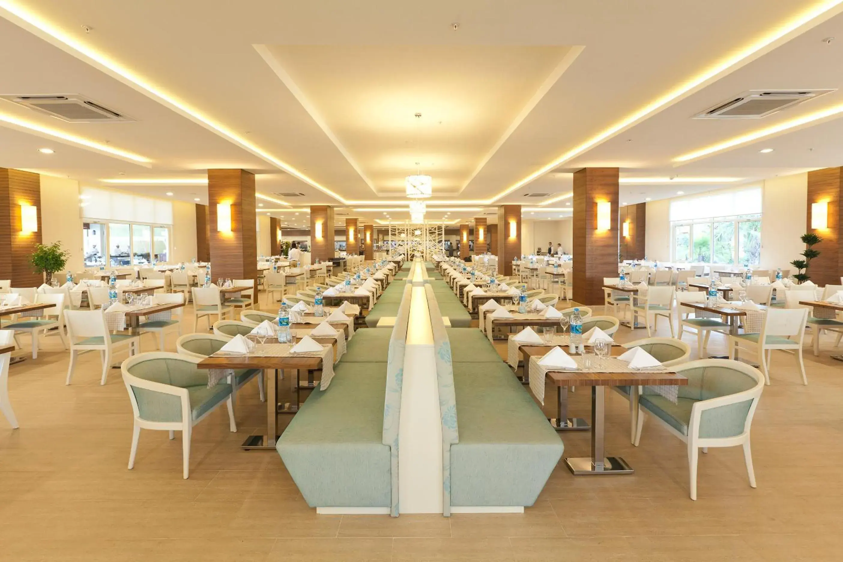 Restaurant/Places to Eat in Paloma Oceana Restaurant/Places to Eat in Paloma Oceana