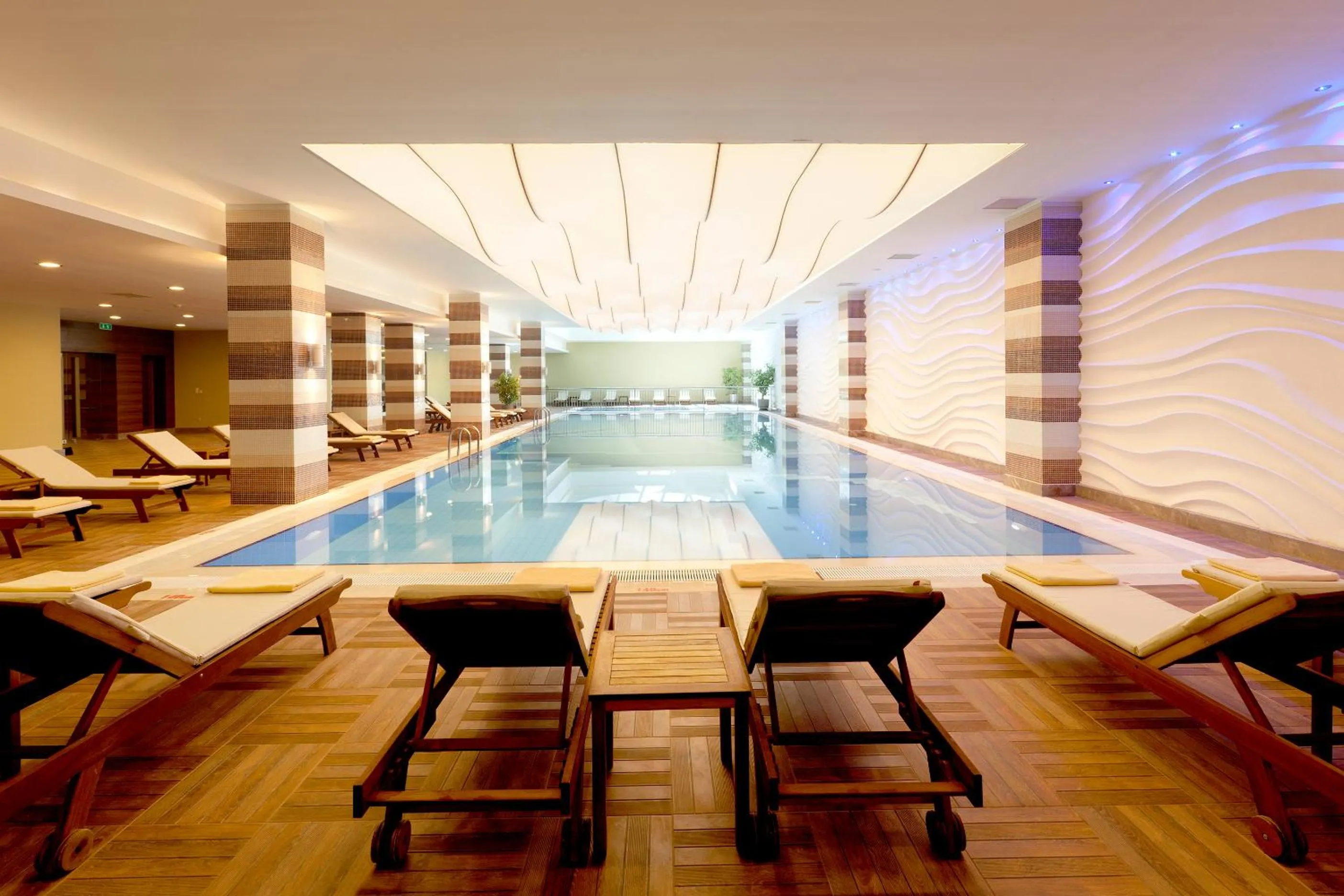 Swimming pool in Paloma Oceana