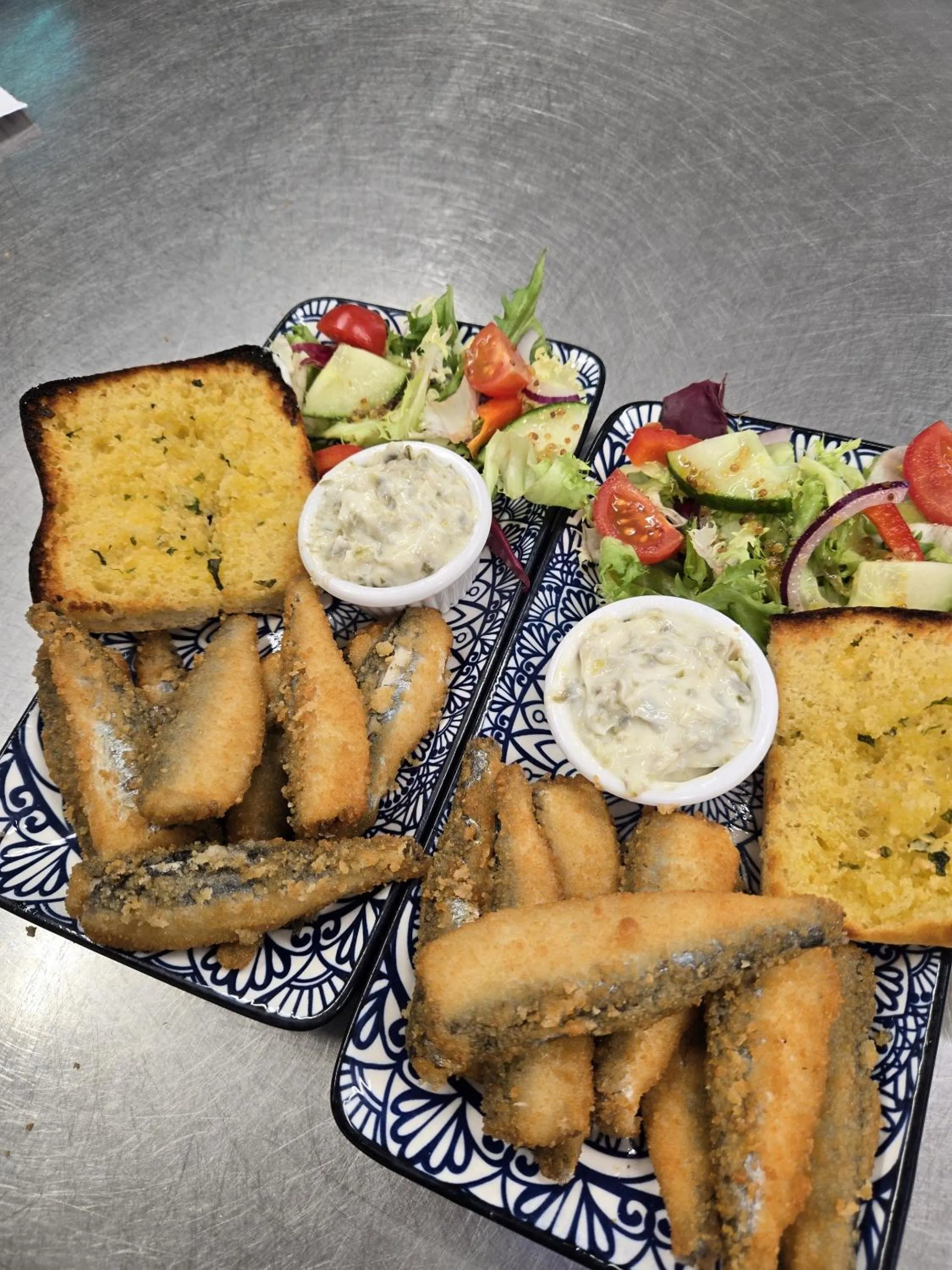 Food and drinks in The Benett Arms