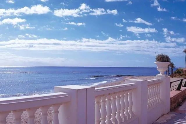 Sea view in Apartamento Minerva Jupiter. The perfect accommodation for your vacation