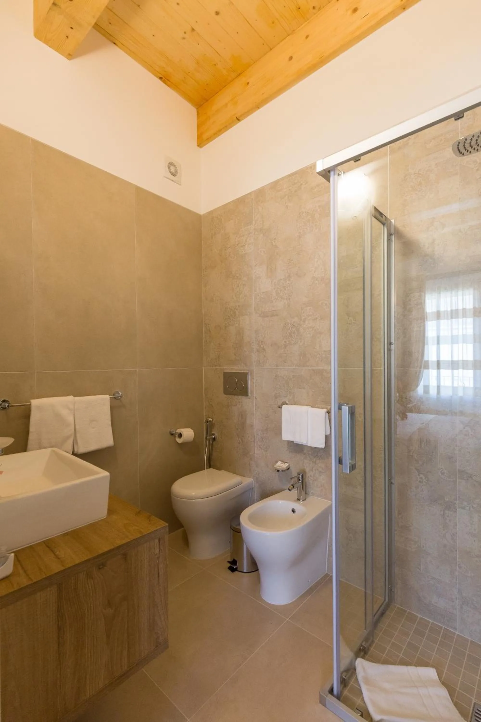 Shower in Villa Cavour