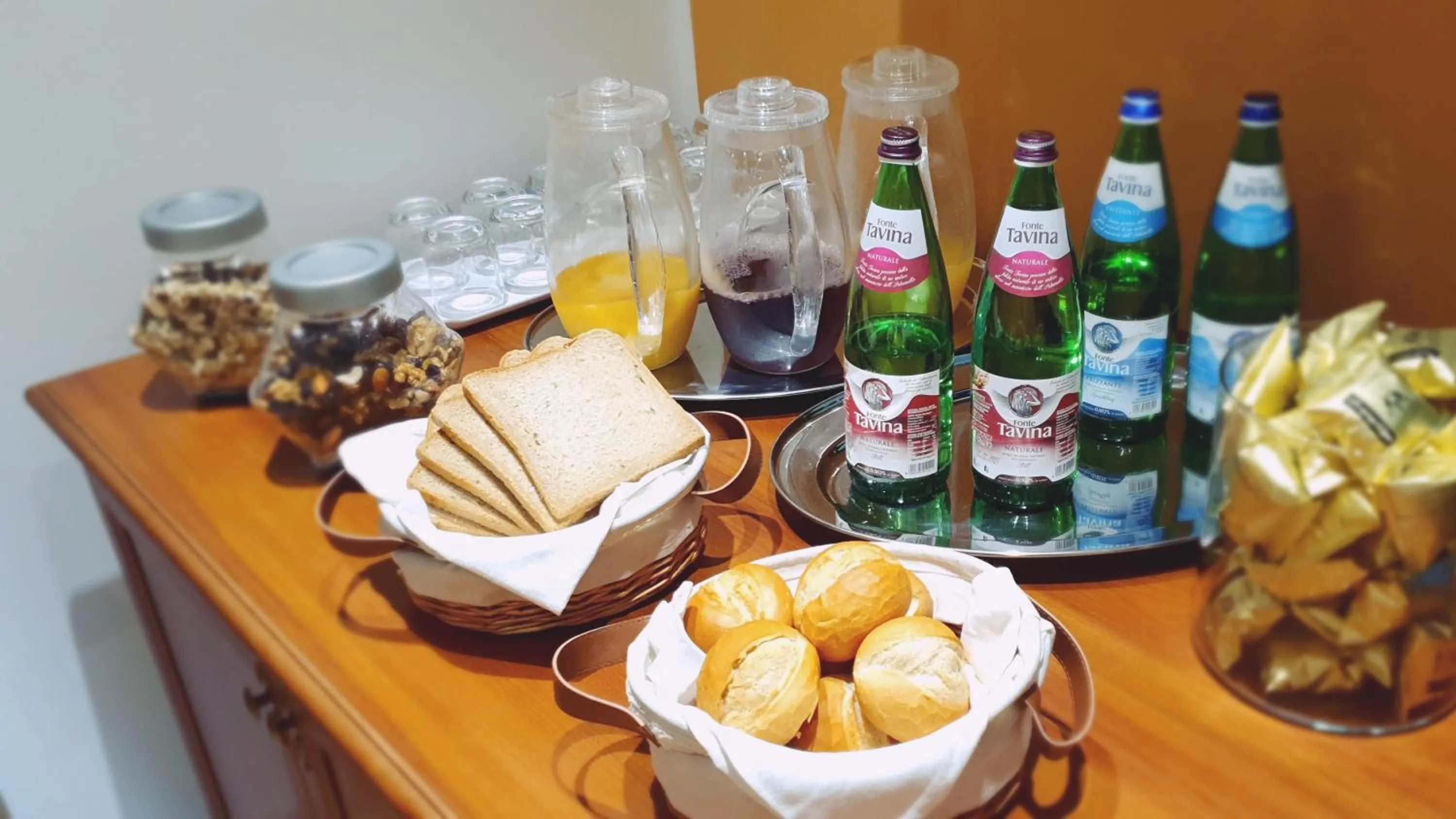 Food and drinks in Villa Cavour