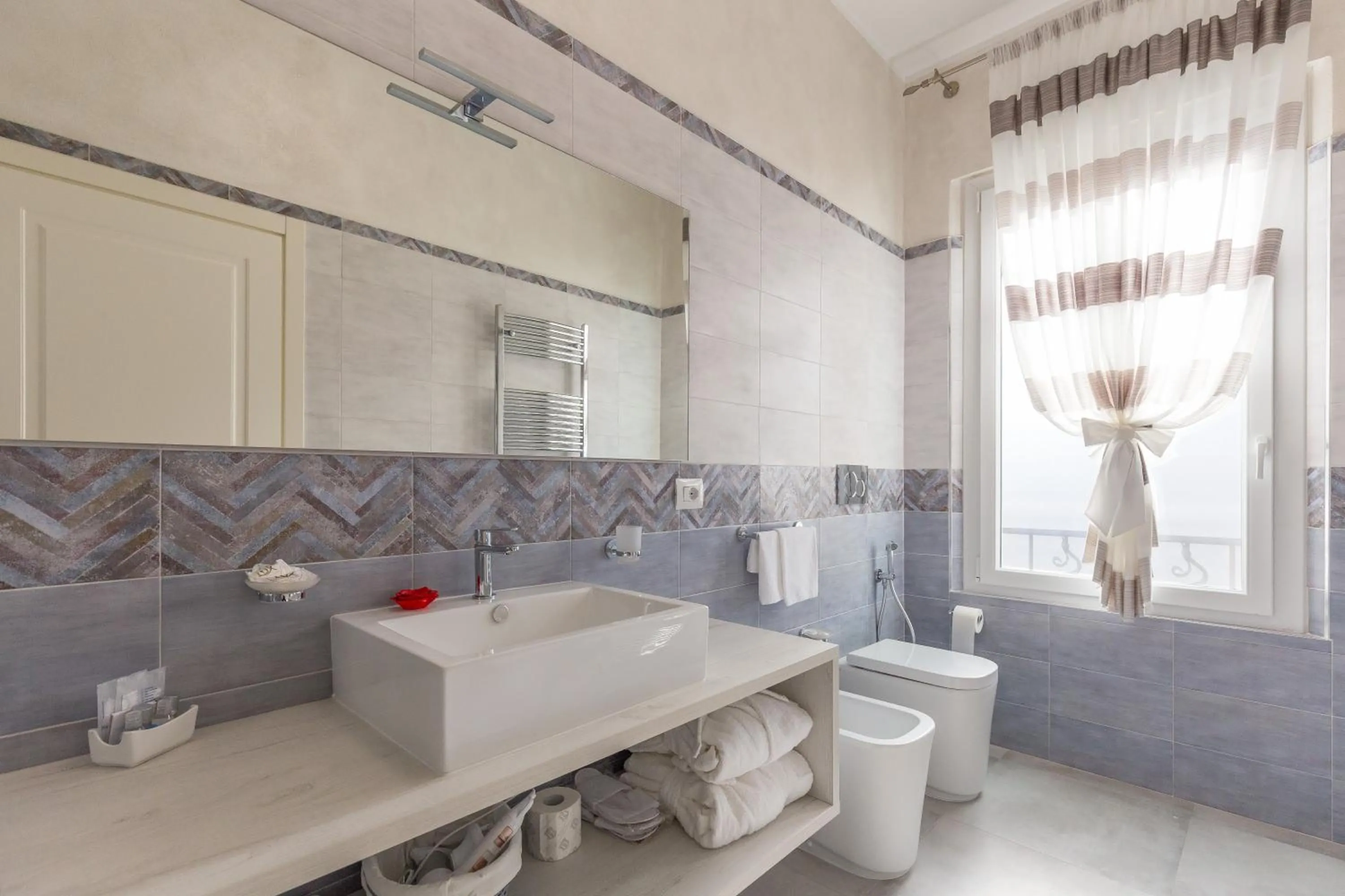 Toilet in Villa Cavour