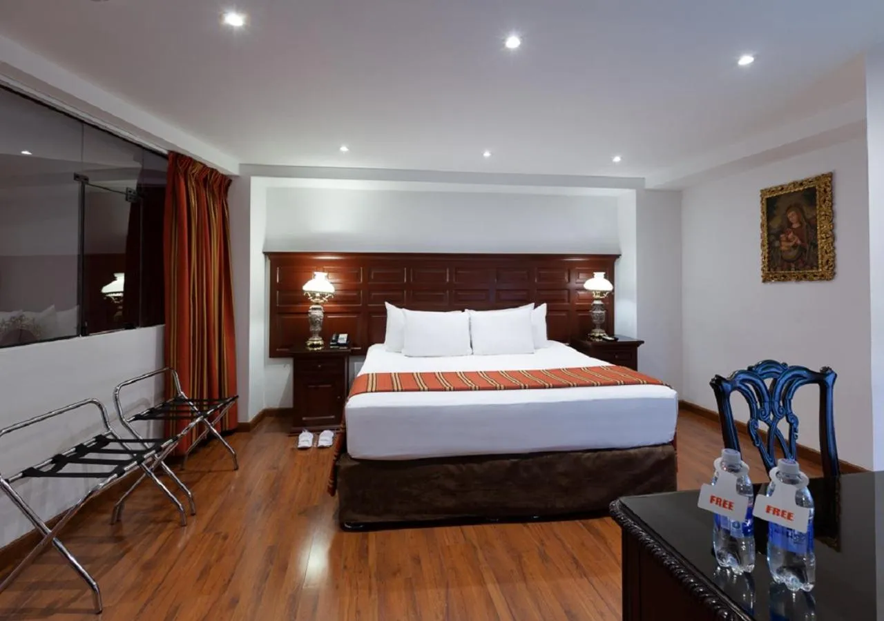 Bed in Terra Andina Colonial Mansion