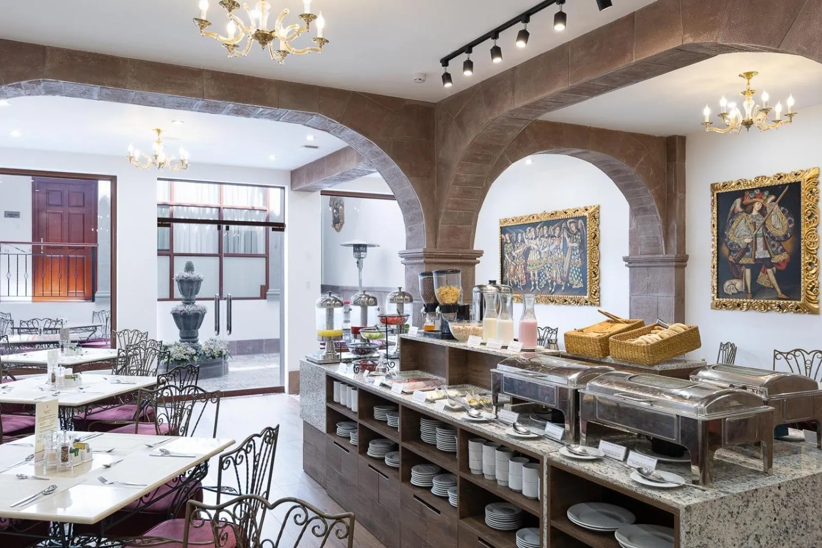 Restaurant/places to eat in Terra Andina Colonial Mansion