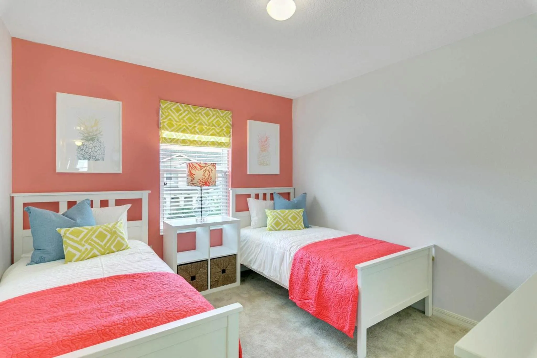 Four Bedrooms Townhome 5116