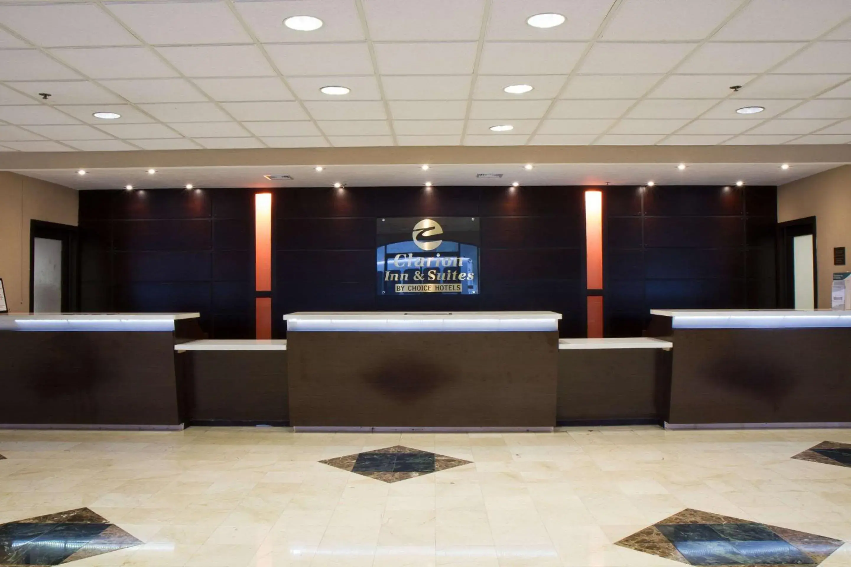 Lobby or reception in Clarion Inn & Suites Miami International Airport Lobby or reception in Clarion Inn & Suites Miami International Airport