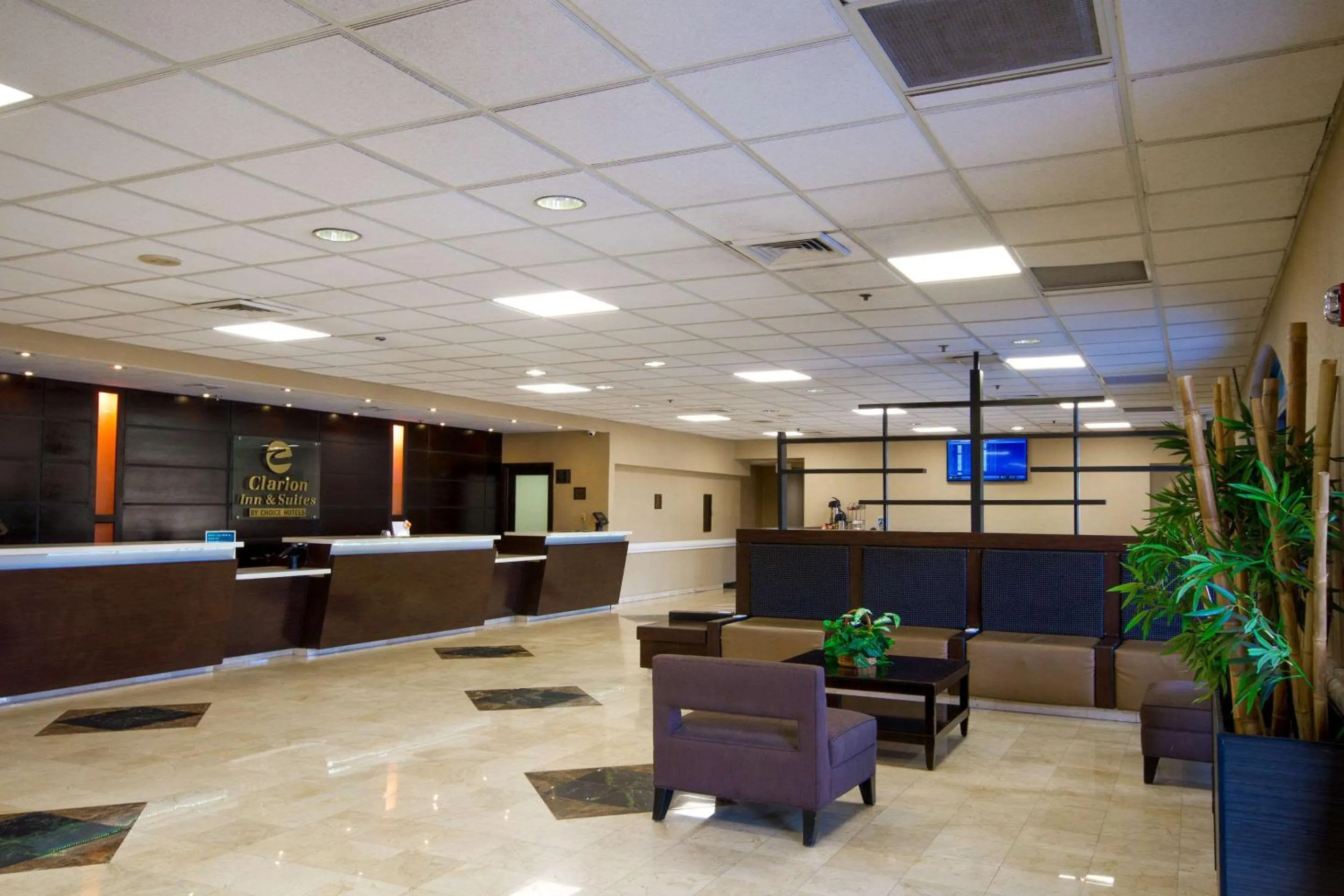 Lobby or reception in Clarion Inn & Suites Miami International Airport