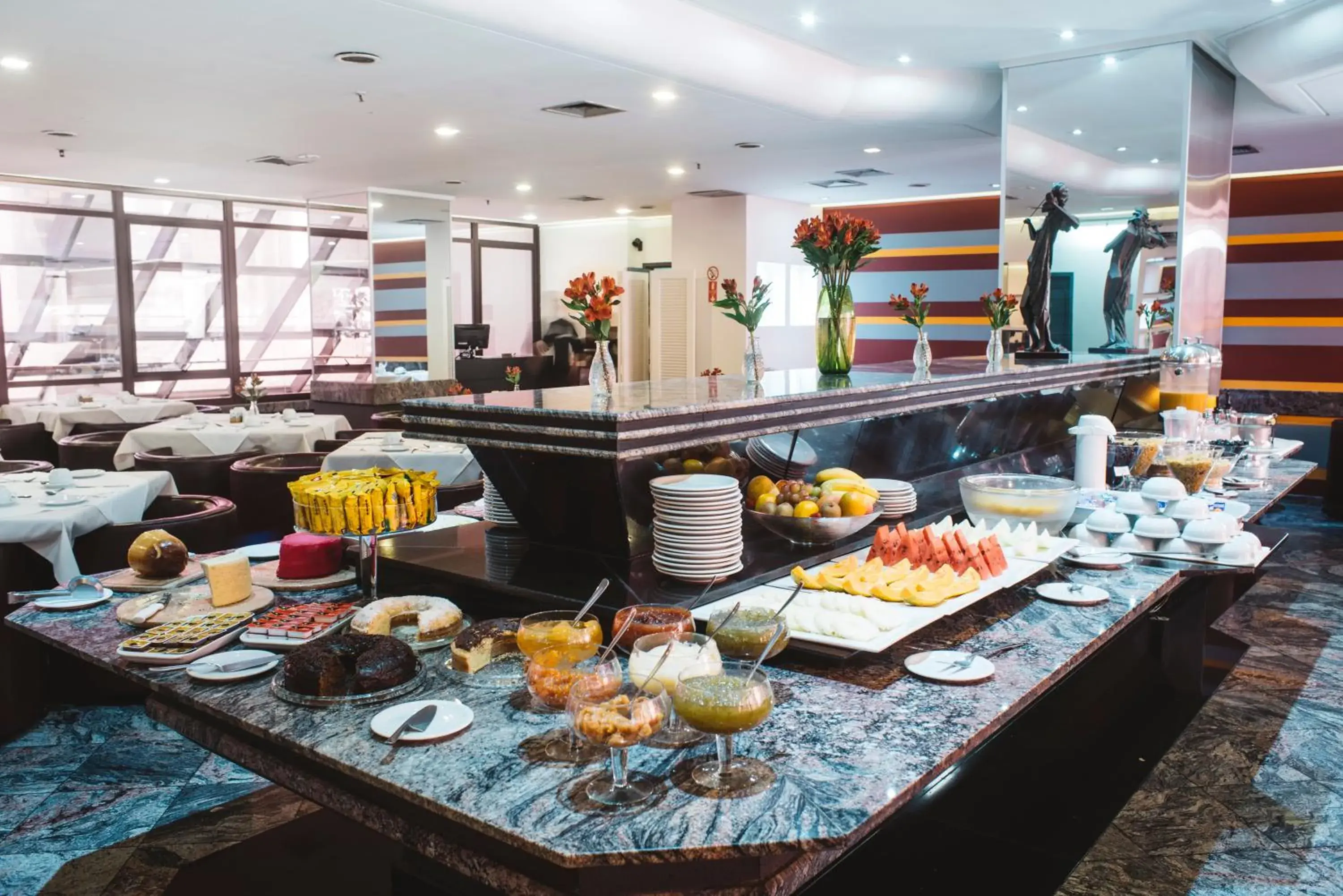 Restaurant/places to eat in Hotel Golden Park Campinas Cambuí By Nacional Inn Restaurant/places to eat in Hotel Golden Park Campinas Cambuí By Nacional Inn