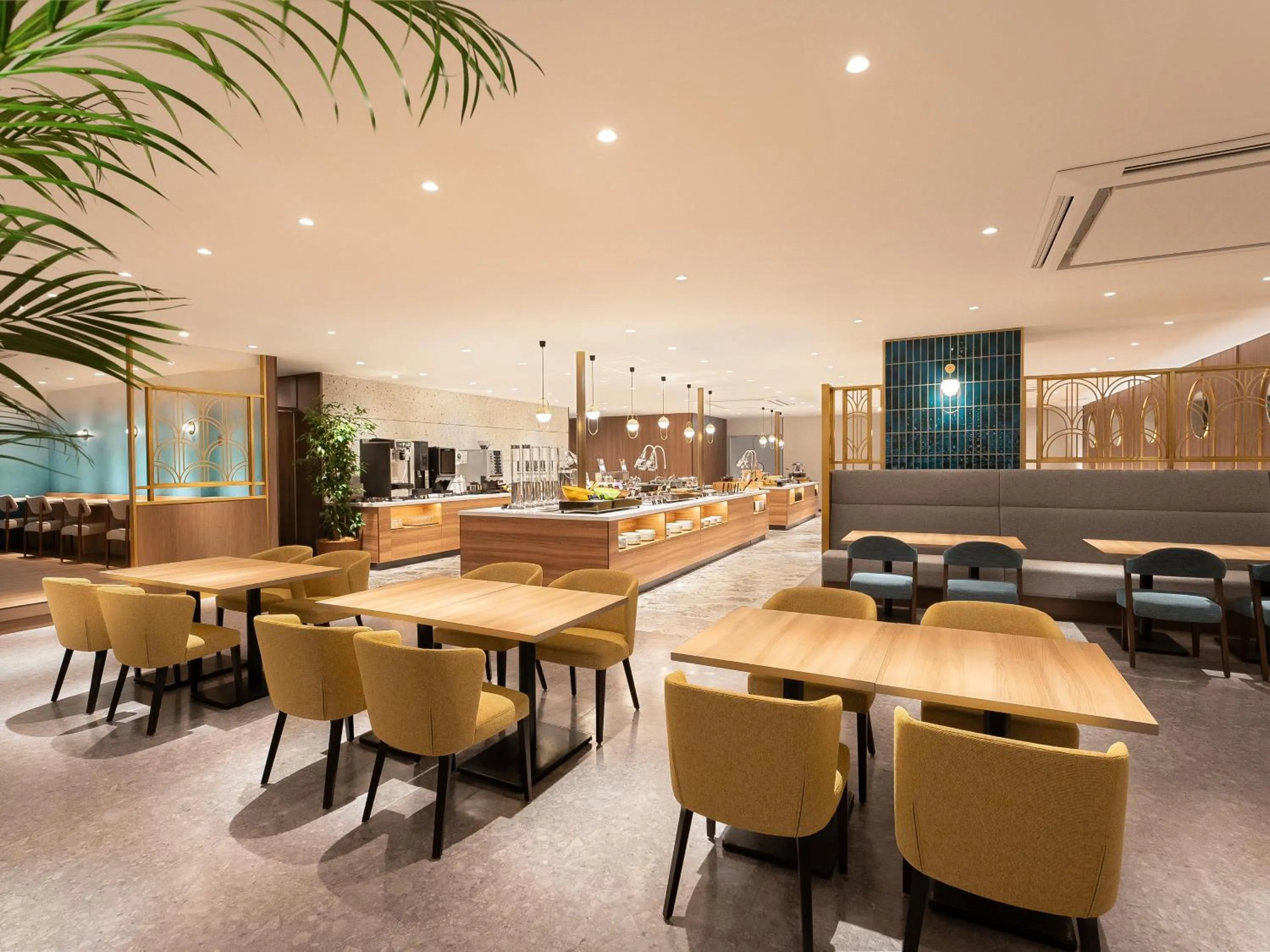 Restaurant/places to eat in Namba Oriental Hotel