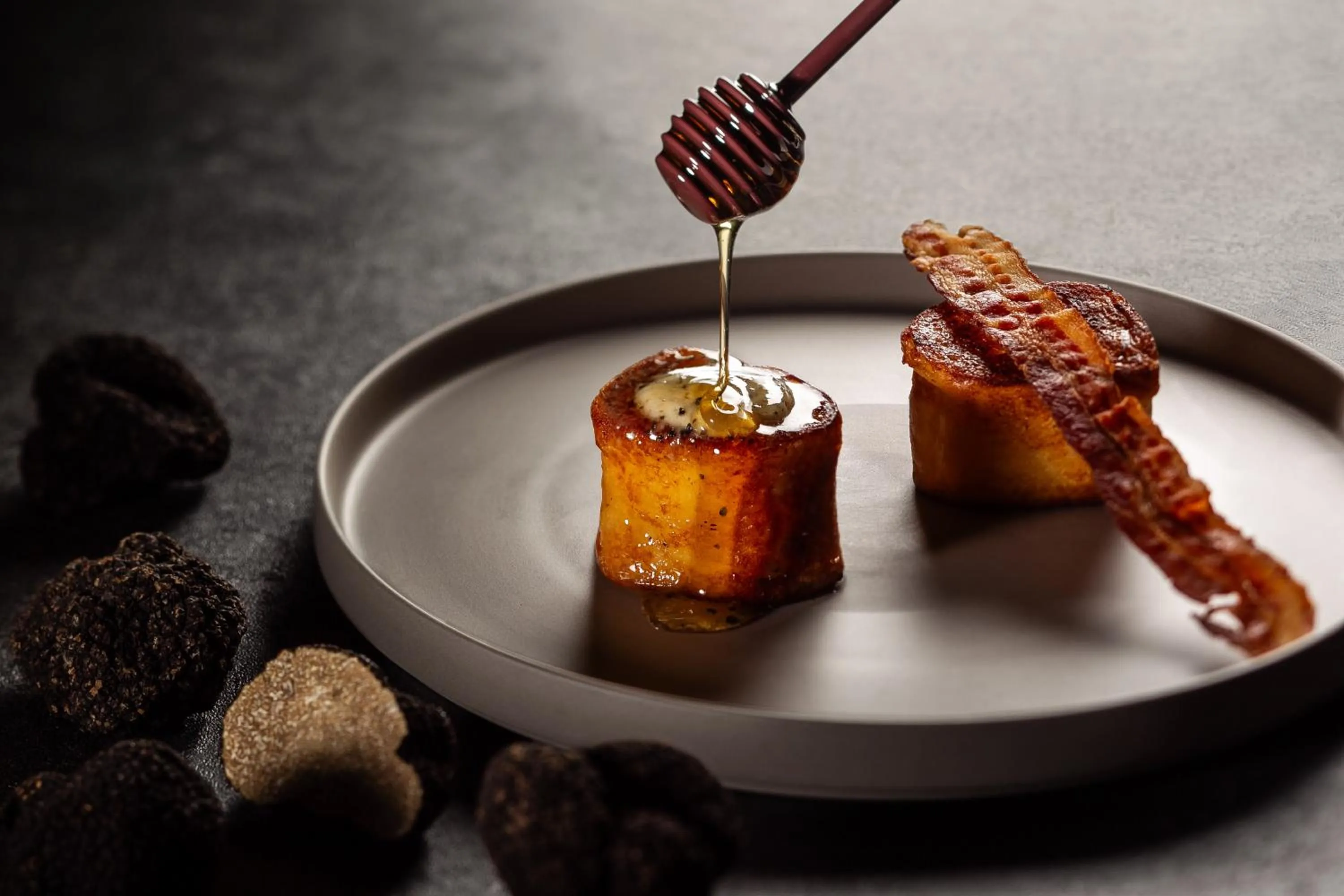 Restaurant/places to eat in Namba Oriental Hotel