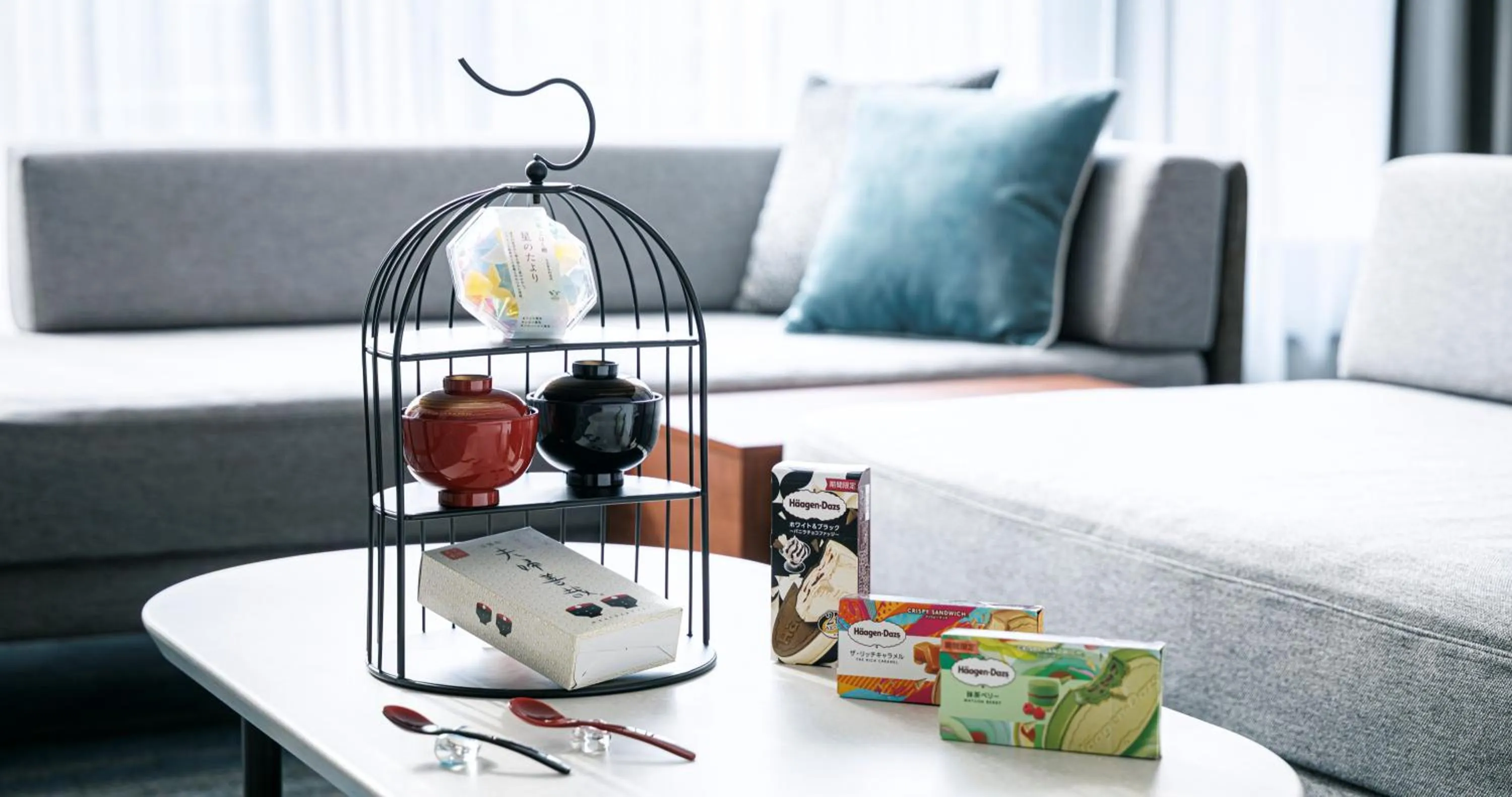 Photo of the whole room, Bed in Namba Oriental Hotel