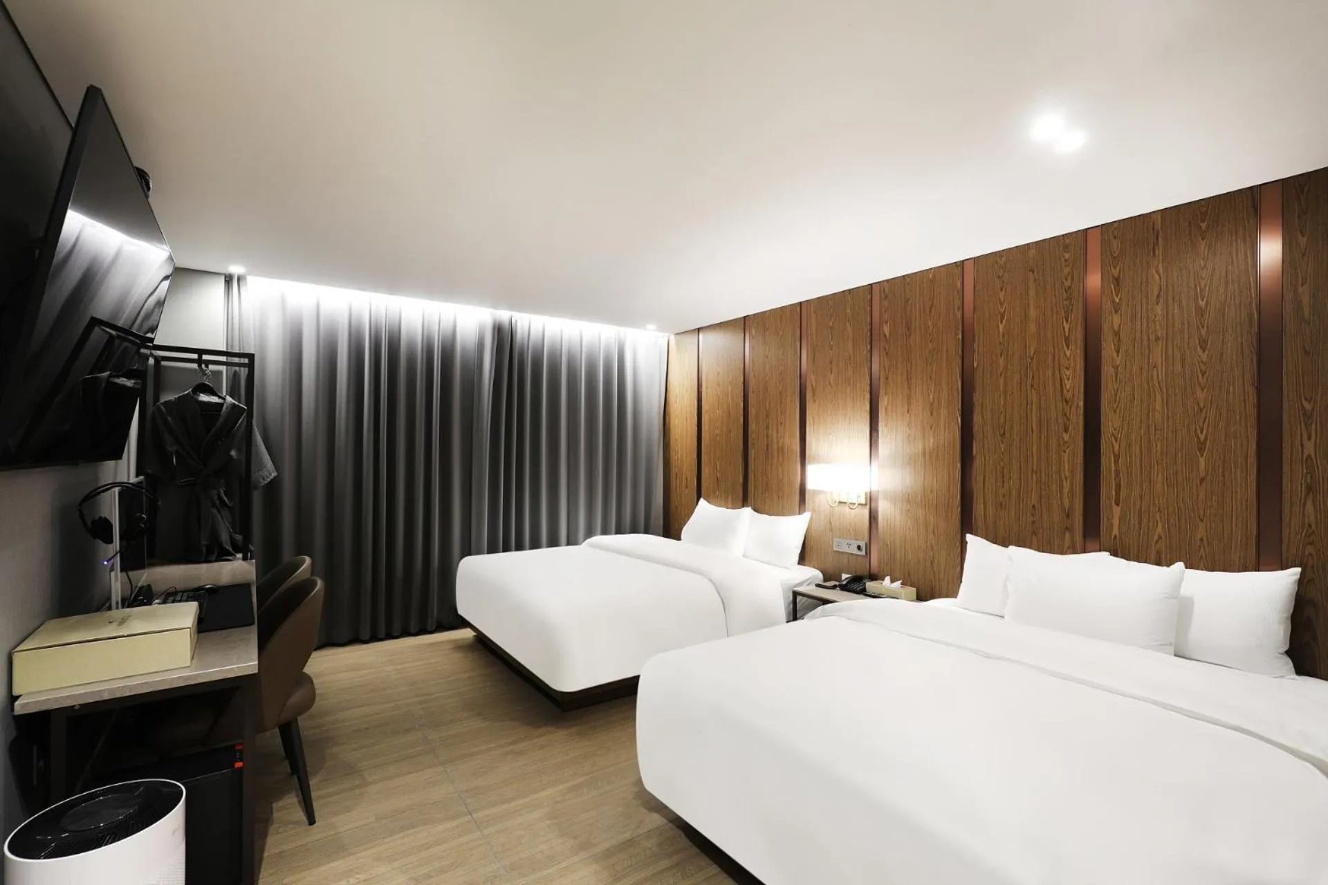 Bed in HOUND HOTEL Incheon Airport