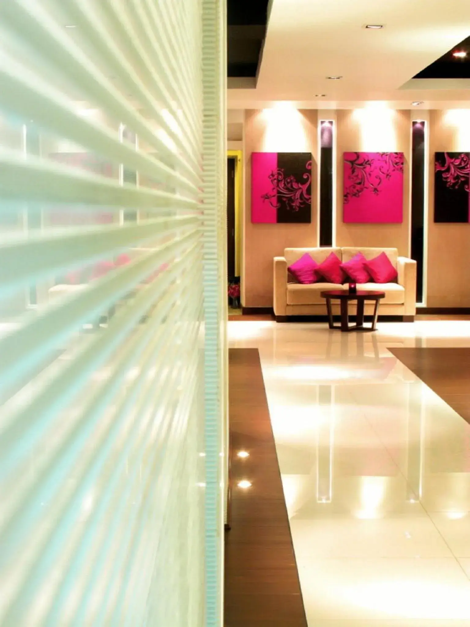 Facade/entrance in Grand Inn Hotel Facade/entrance in Grand Inn Hotel