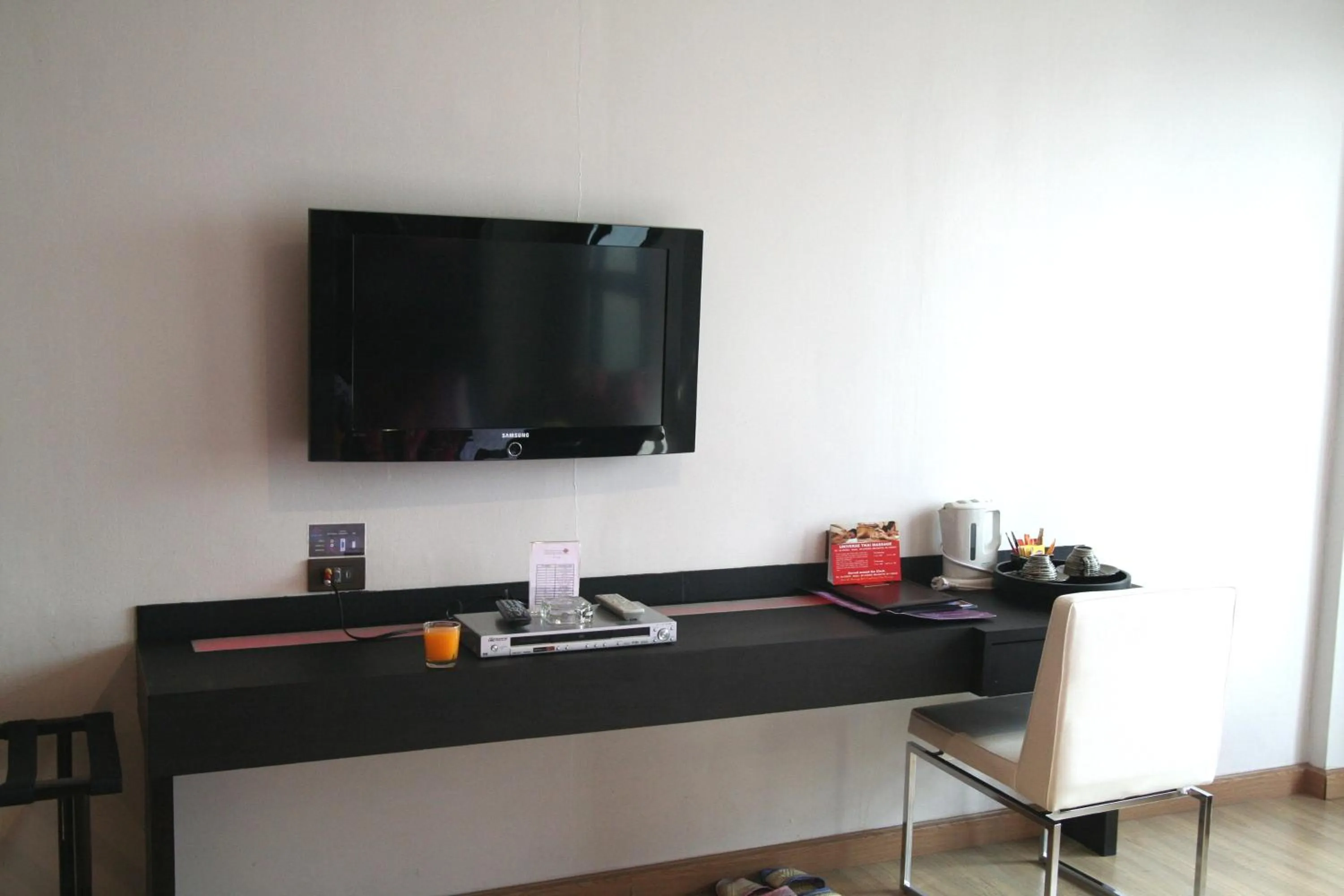 Spring in Grand Inn Hotel