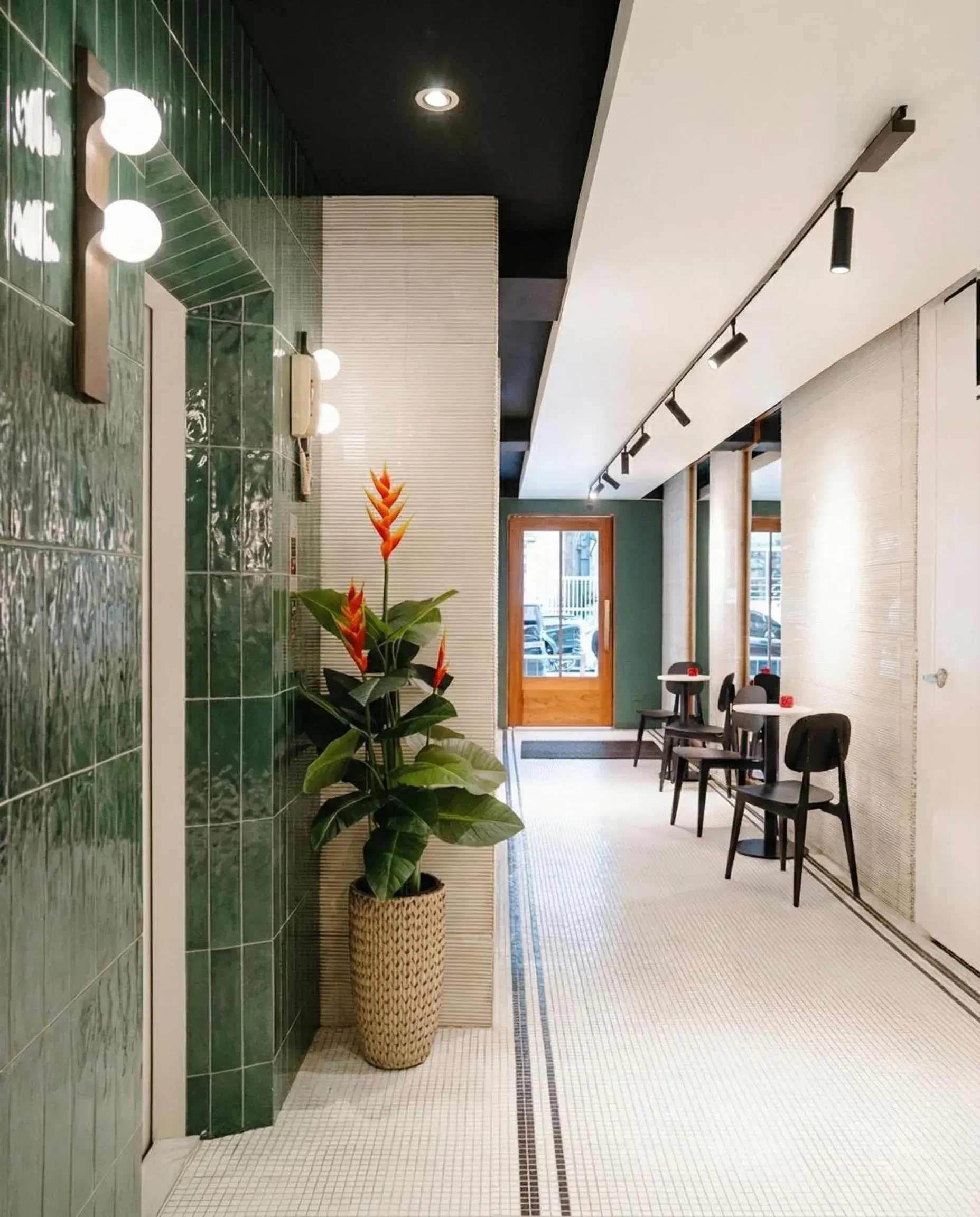 Facade/entrance in Grand Inn Hotel Facade/entrance in Grand Inn Hotel