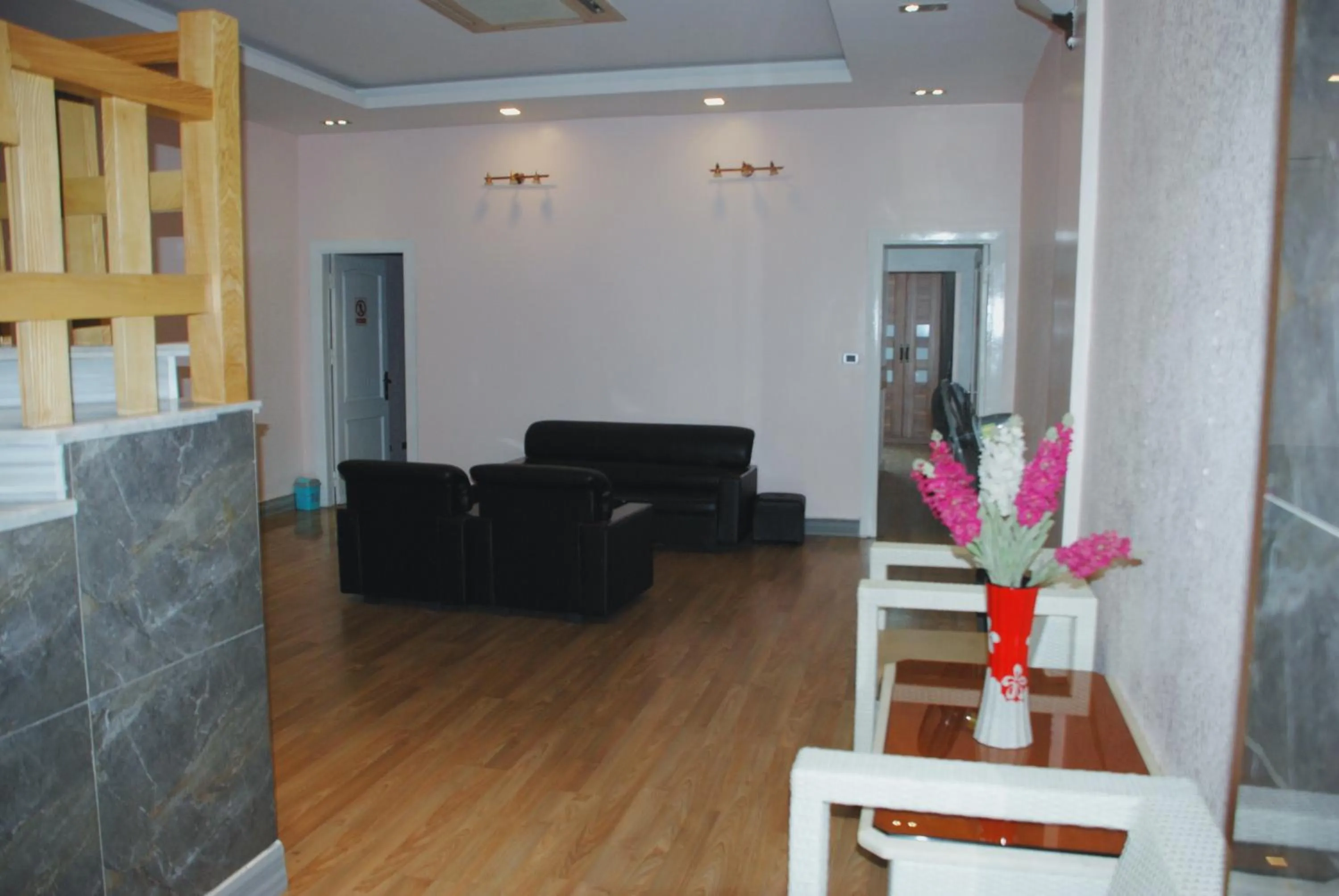 Dining area in Nice Hotel