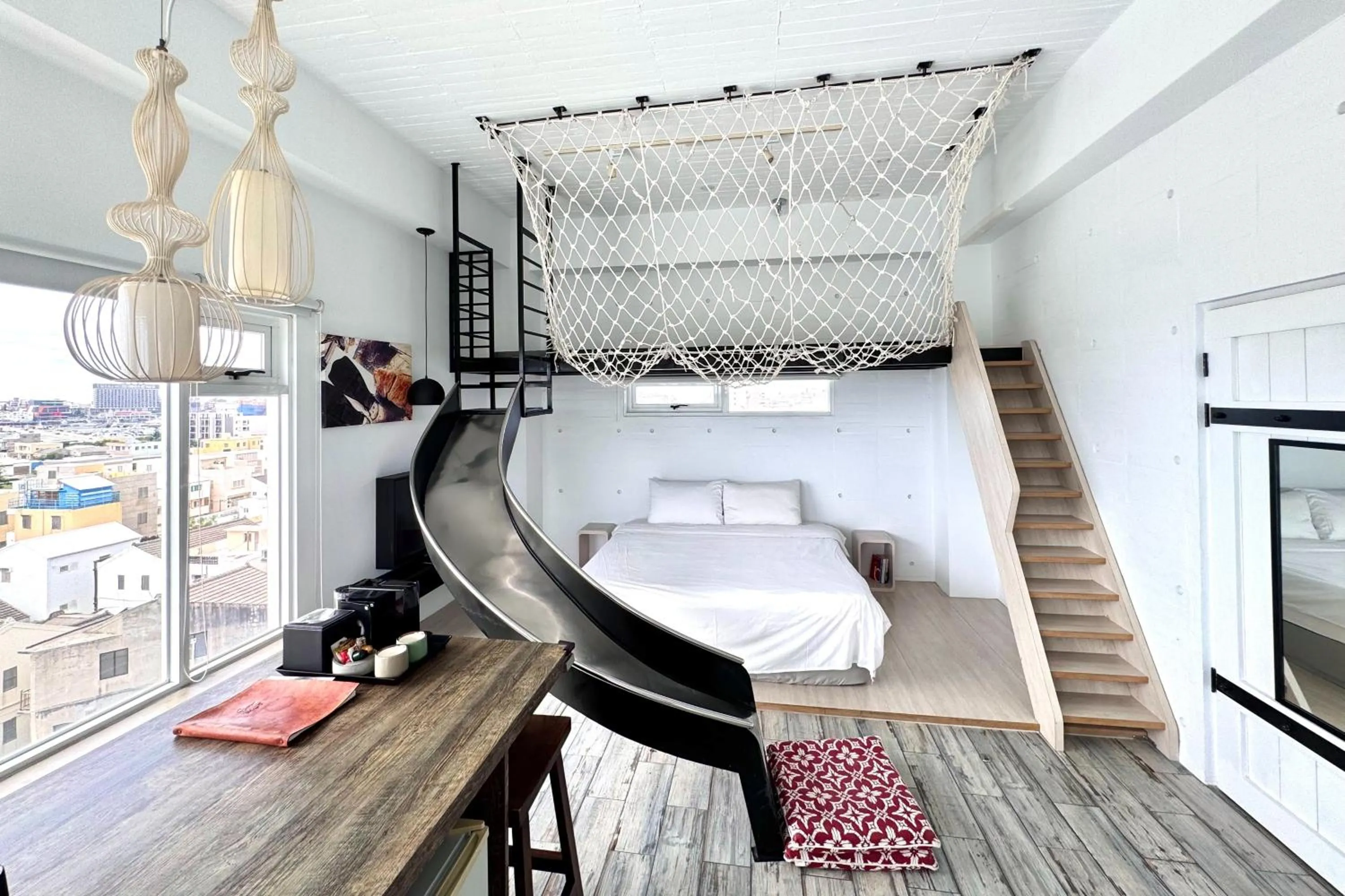 Bedroom, Bed in Color Coral Boutique Hotel