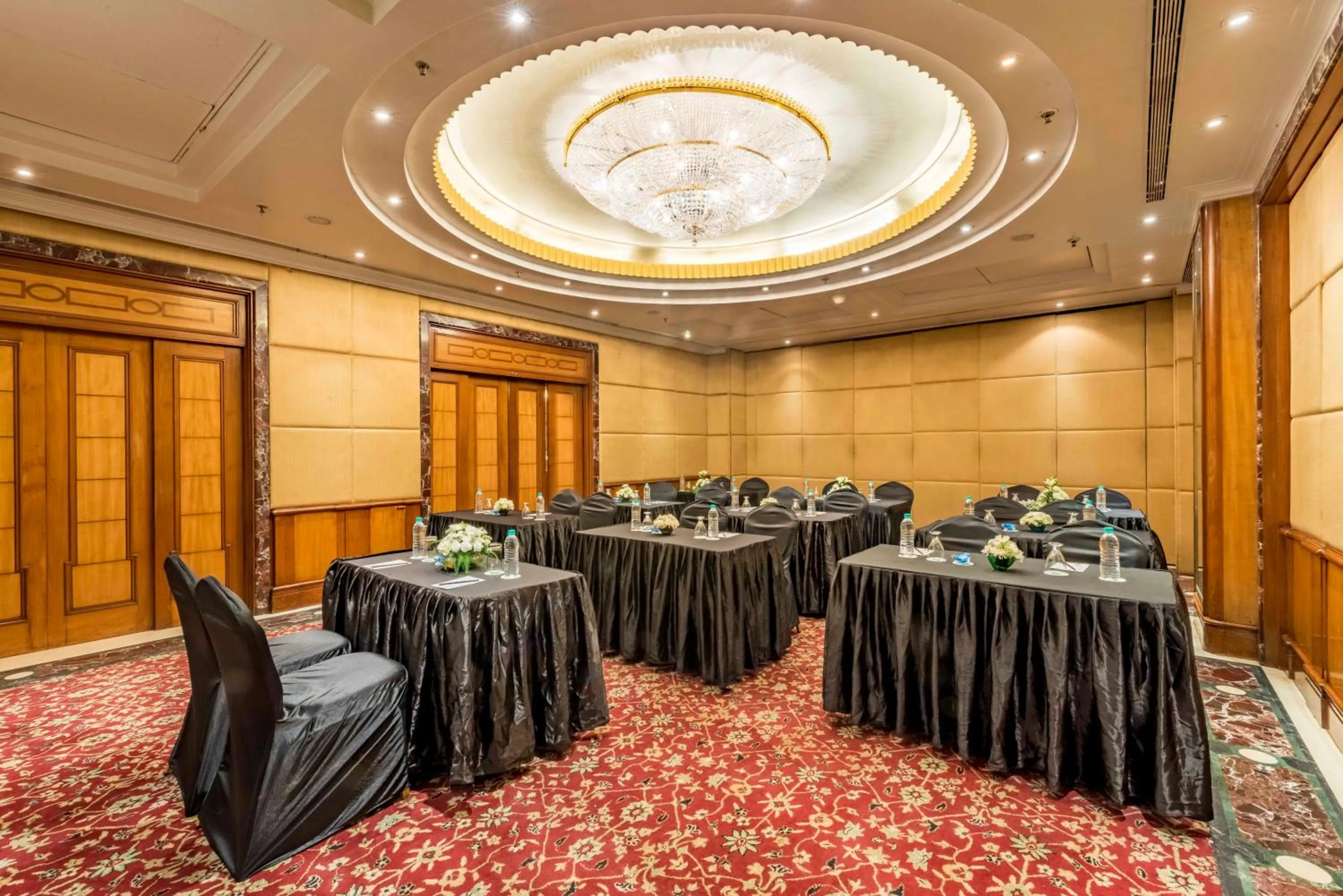 Banquet/Function facilities in Hotel Parle International
