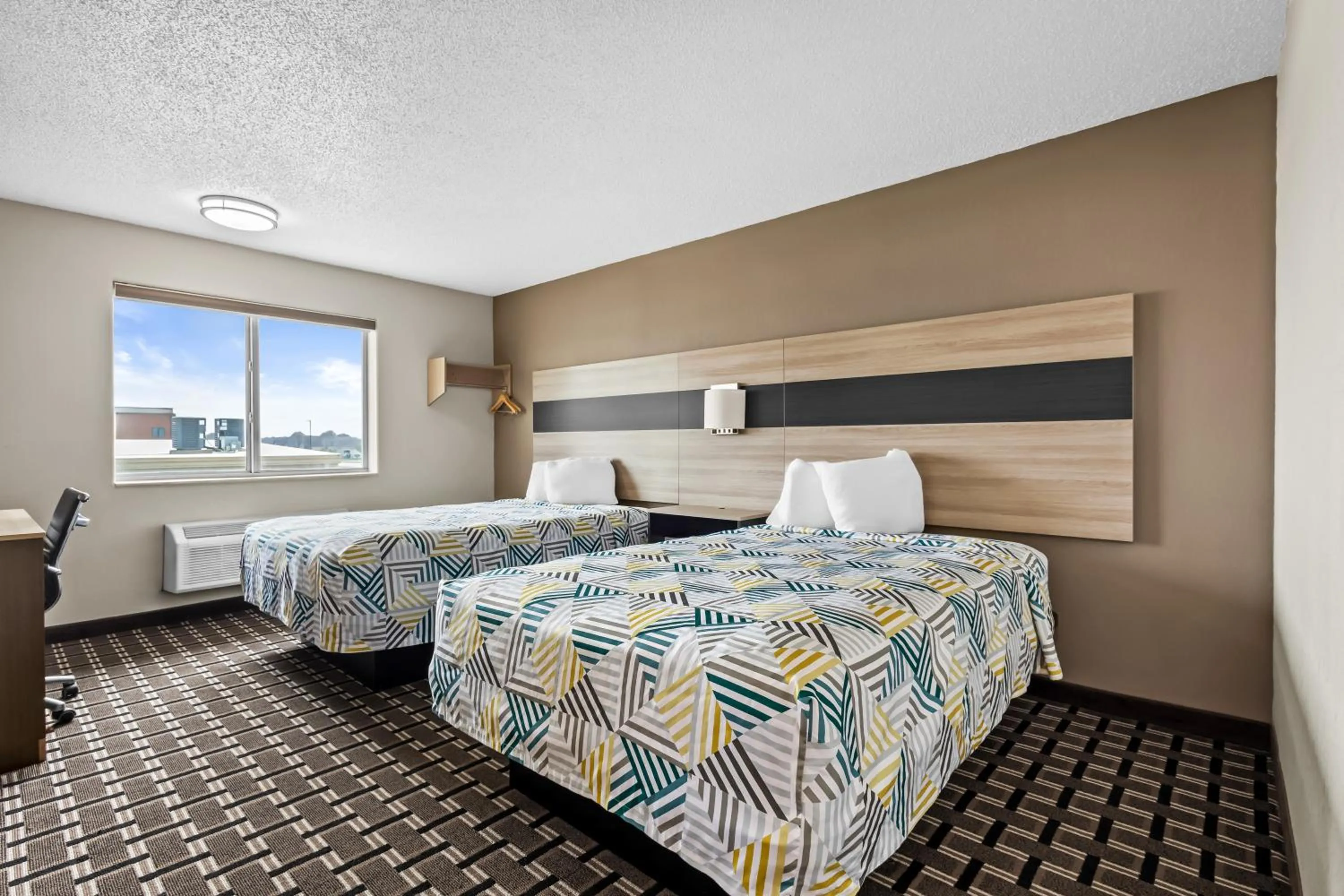 Bed in Motel 6 North Sioux City, SD I 29 North