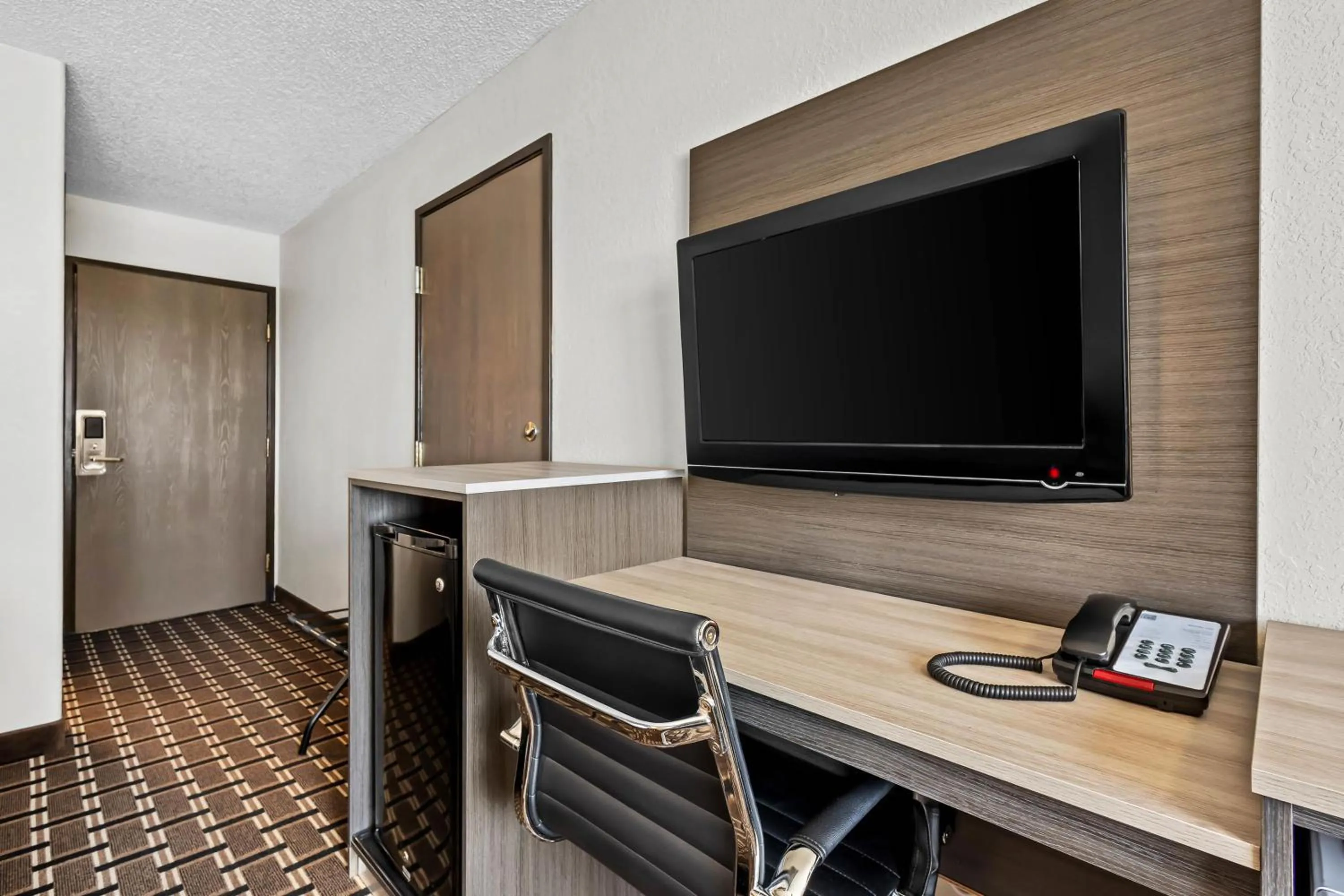 Bedroom in Motel 6 North Sioux City, SD I 29 North