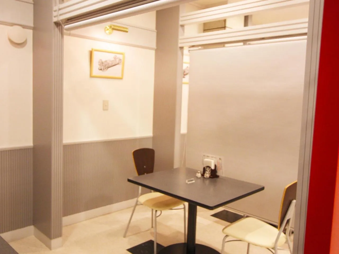 Restaurant/places to eat in Hotel Euro City