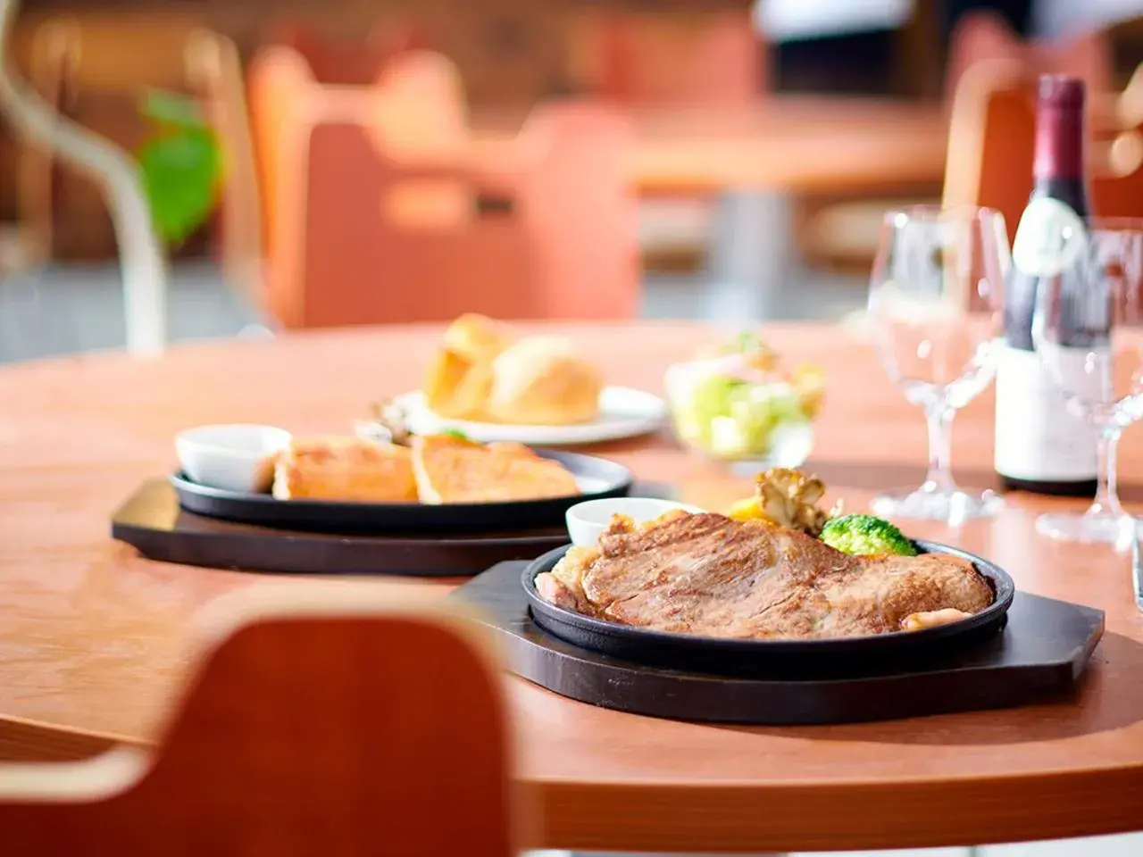 Restaurant/places to eat in Hotel Euro City Restaurant/places to eat in Hotel Euro City