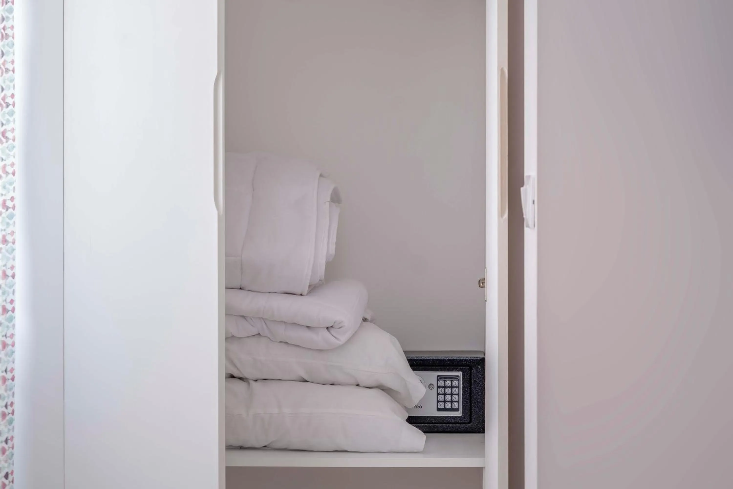 Bedroom, Bed in Hotel Exclusive