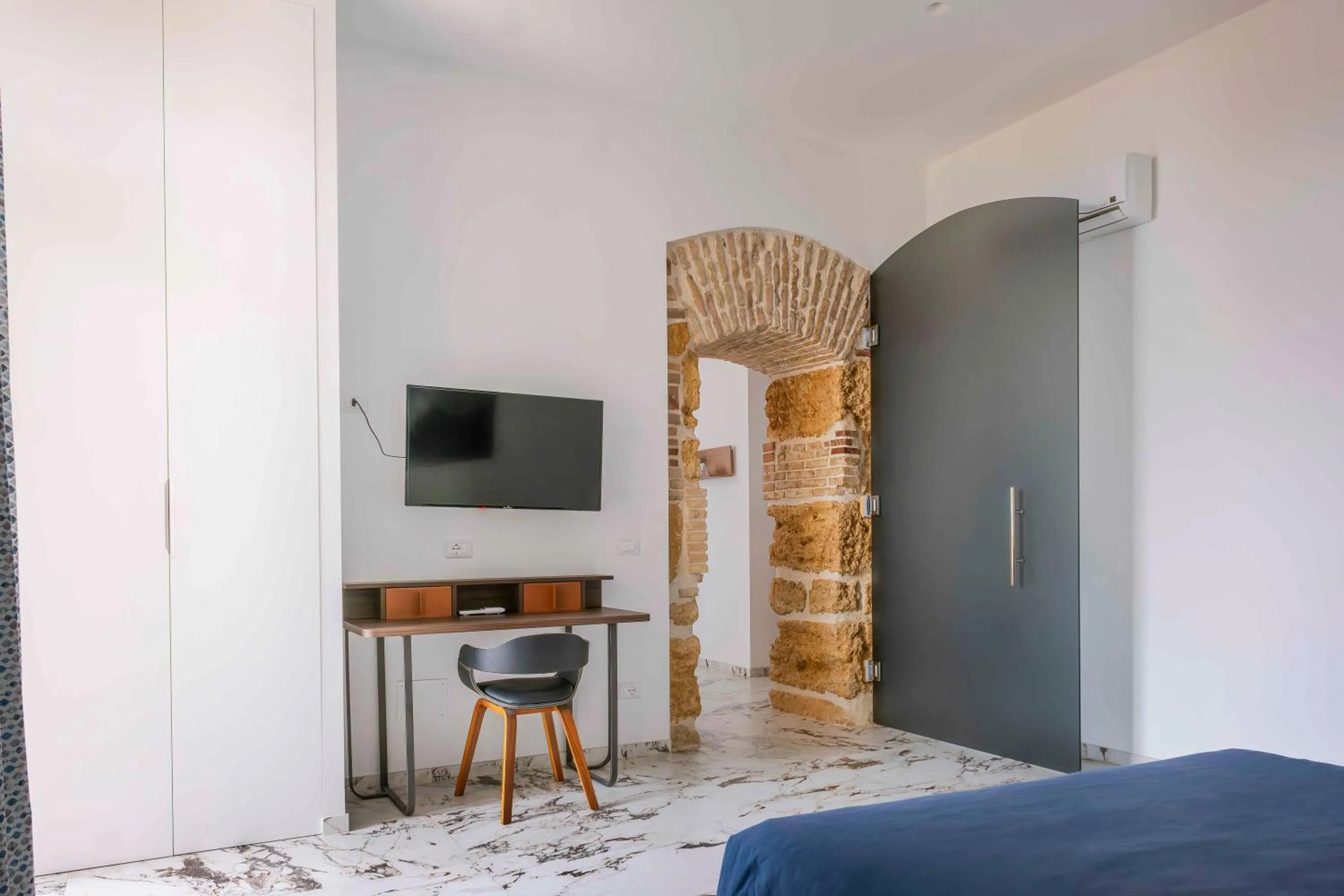 Bedroom, Bed in Hotel Exclusive