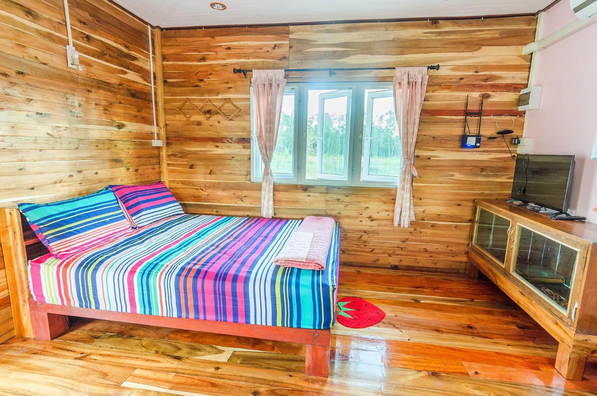 Bed in Ariya Garden Home