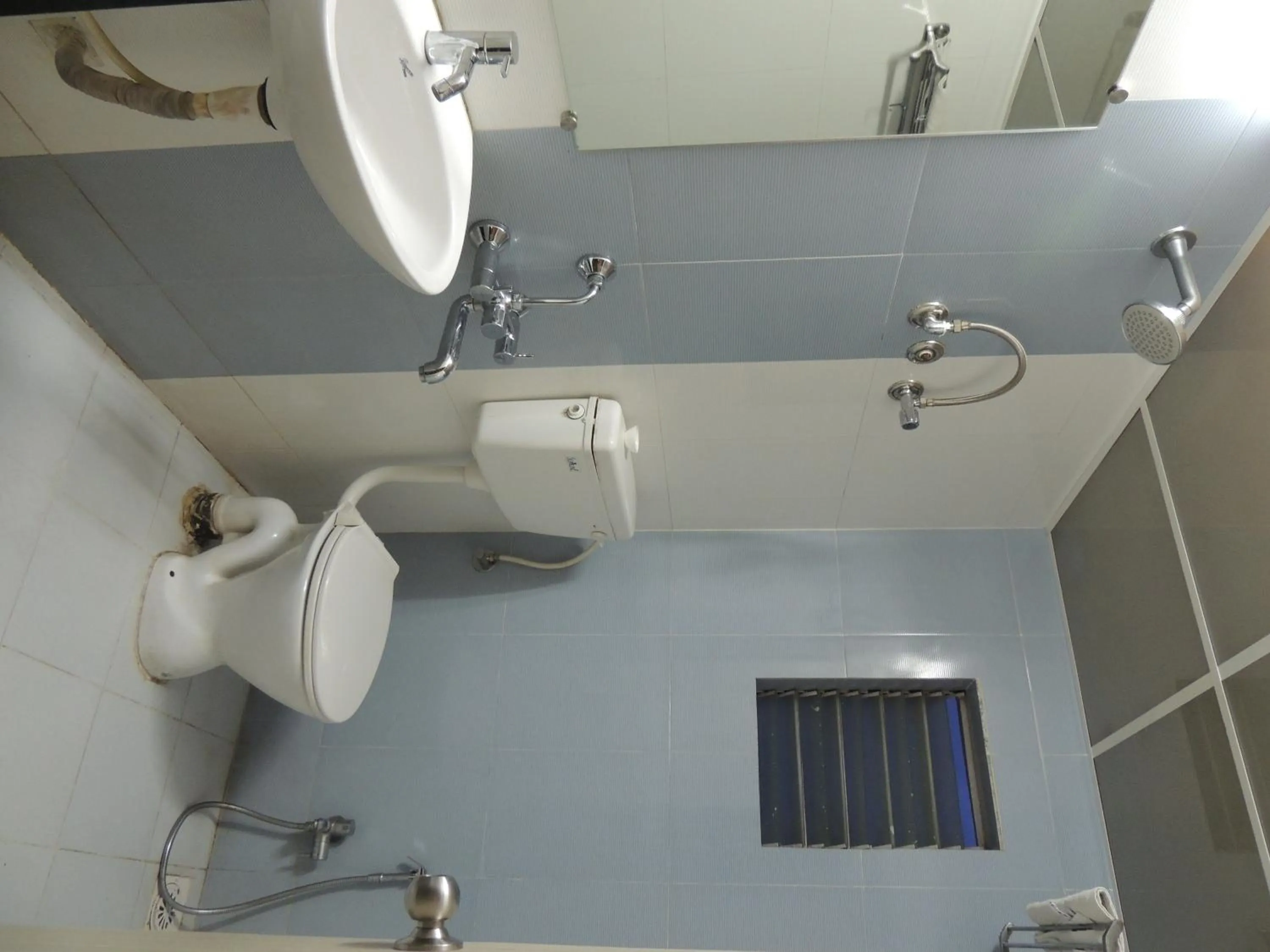 Bathroom in Hotel Pavitra